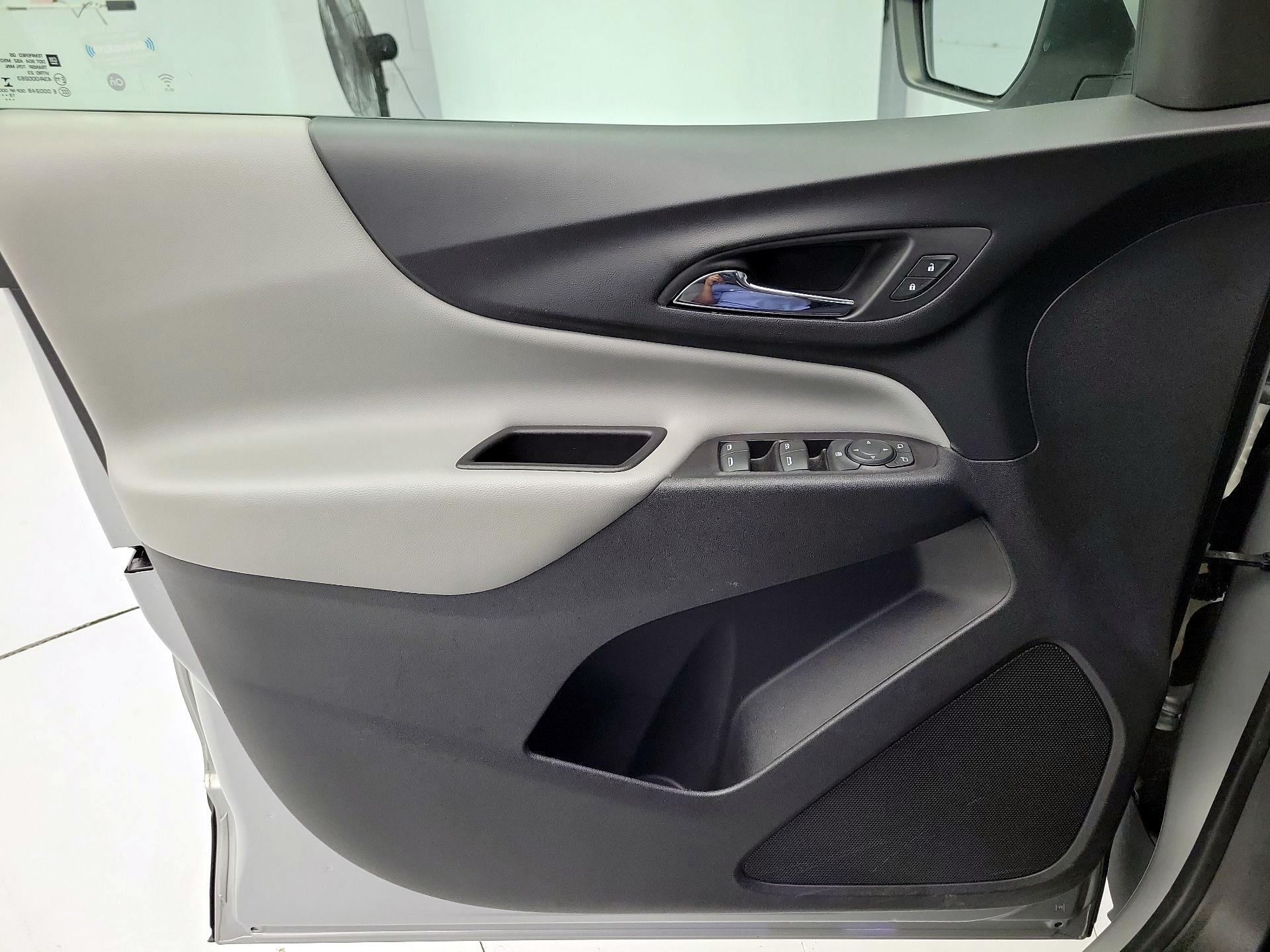 Thumbnail: 2020 Chevrolet Equinox - 12