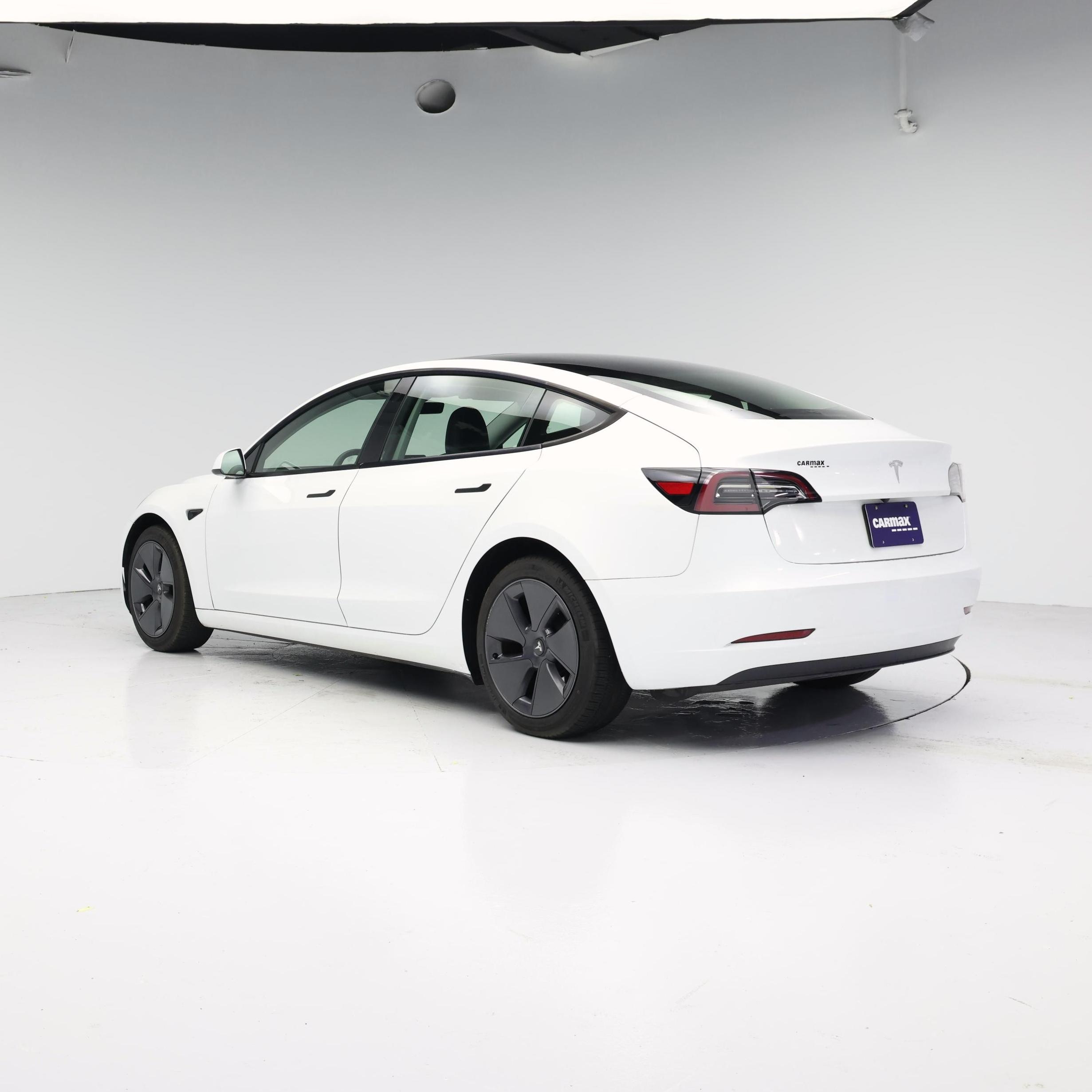 Thumbnail: 2023 Tesla Model 3 - 2