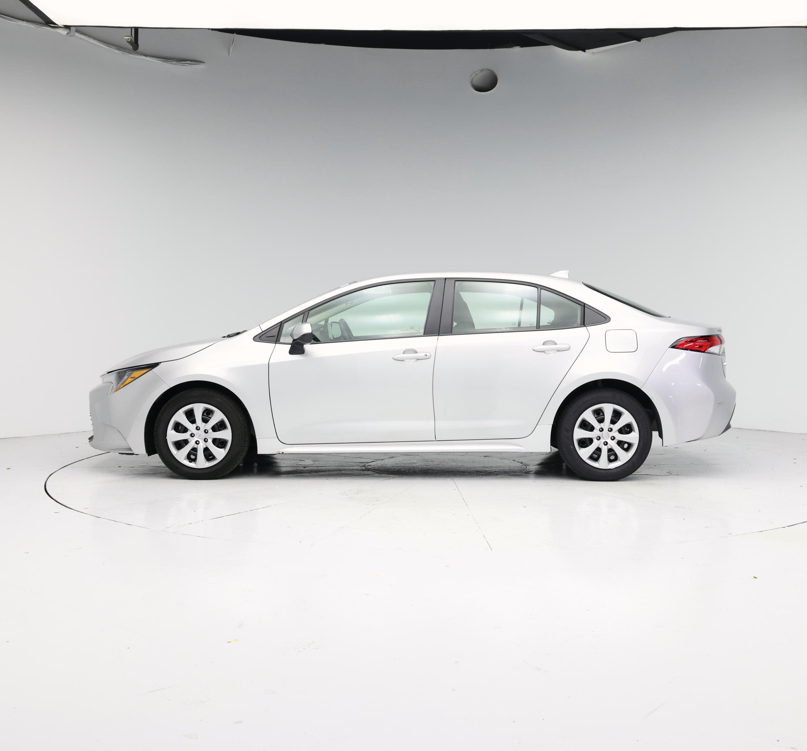 Thumbnail: 2025 Toyota Corolla - 3