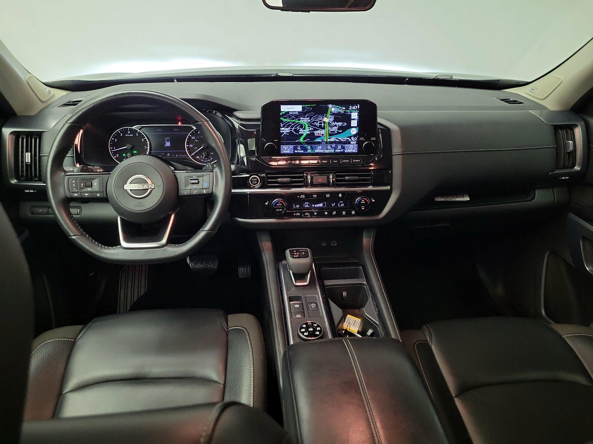 Thumbnail: 2023 Nissan Pathfinder - 9