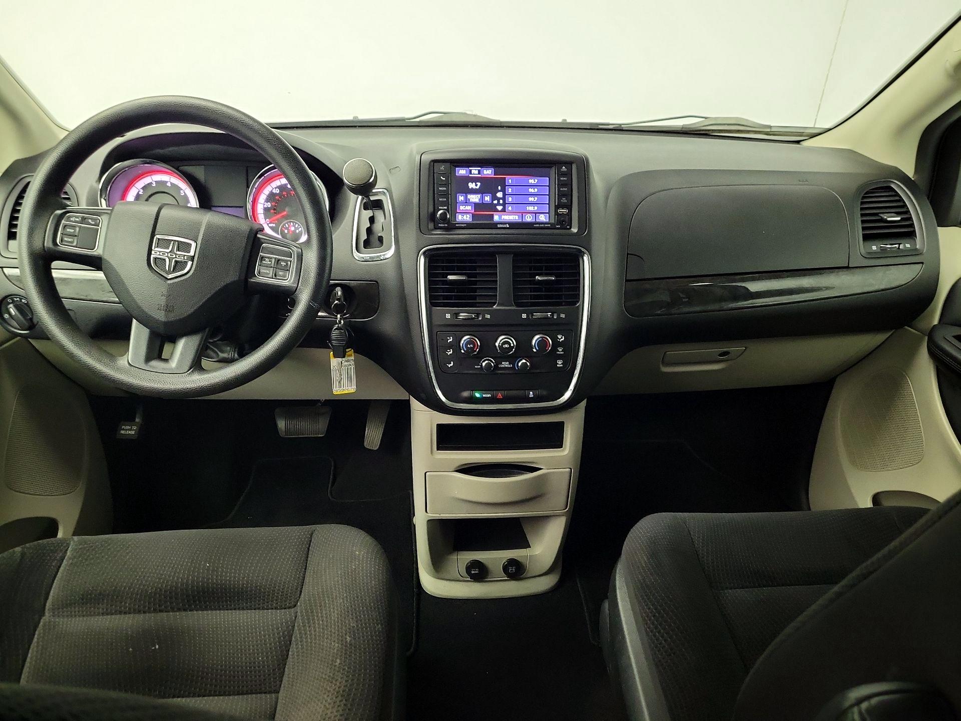 Thumbnail: 2019 Dodge Grand Caravan - 9