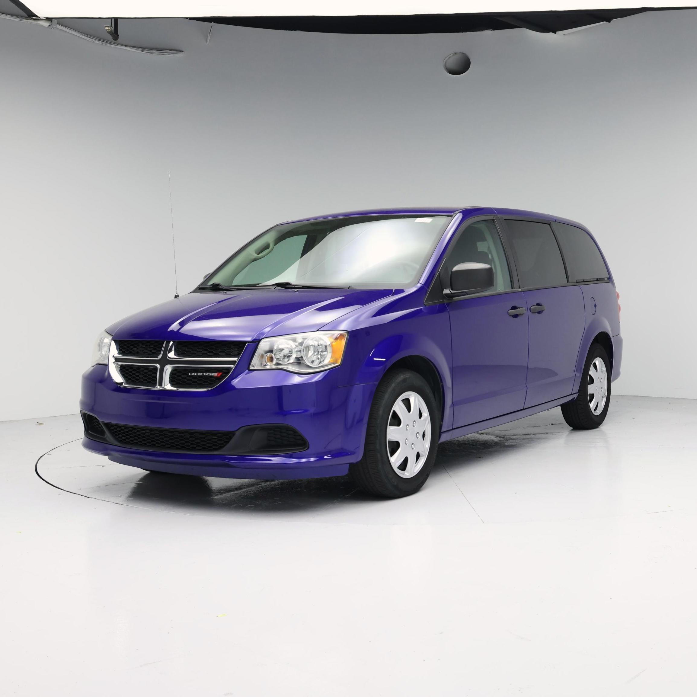 Thumbnail: 2019 Dodge Grand Caravan - 4