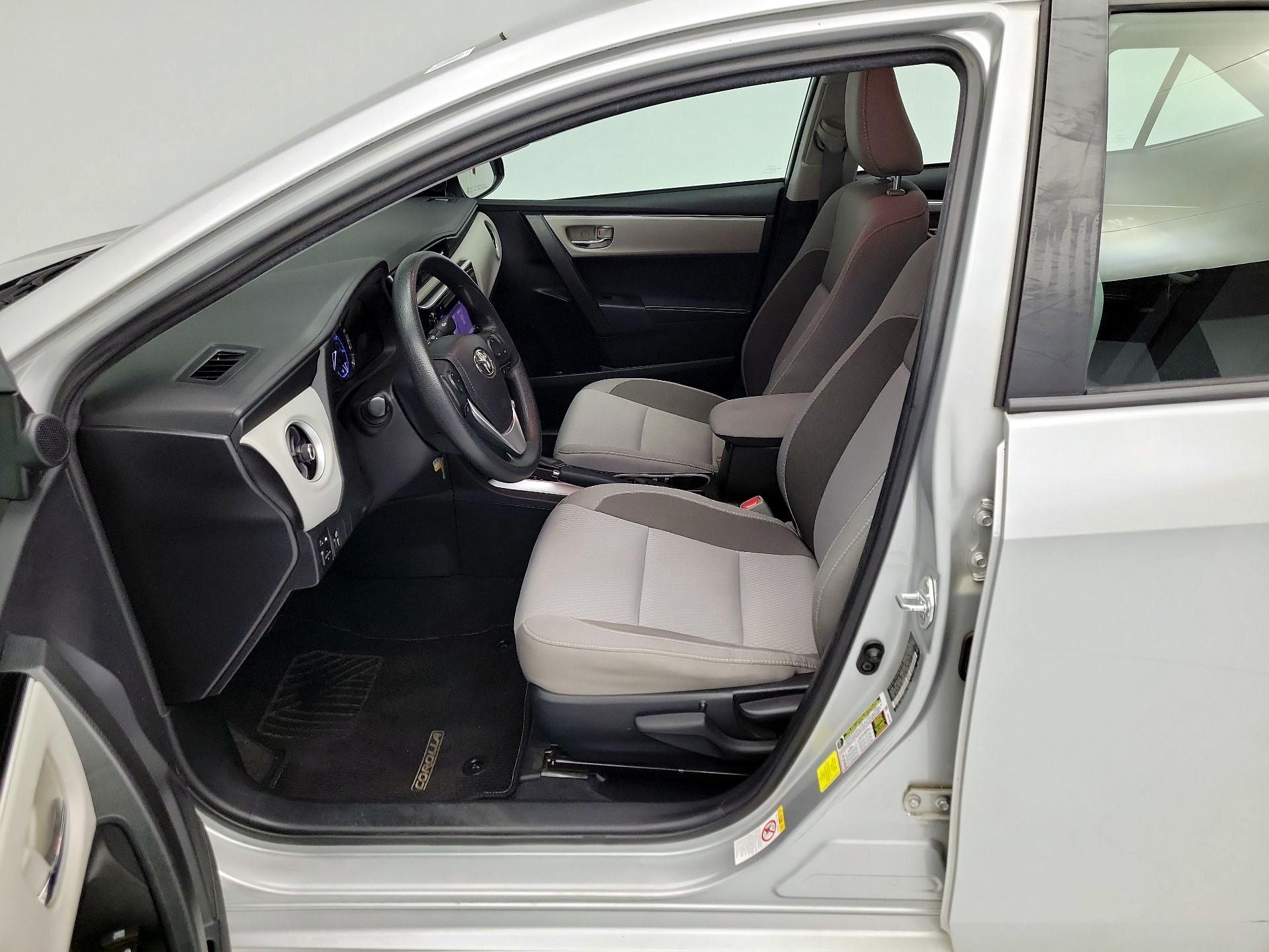 Thumbnail: 2017 Toyota Corolla - 11