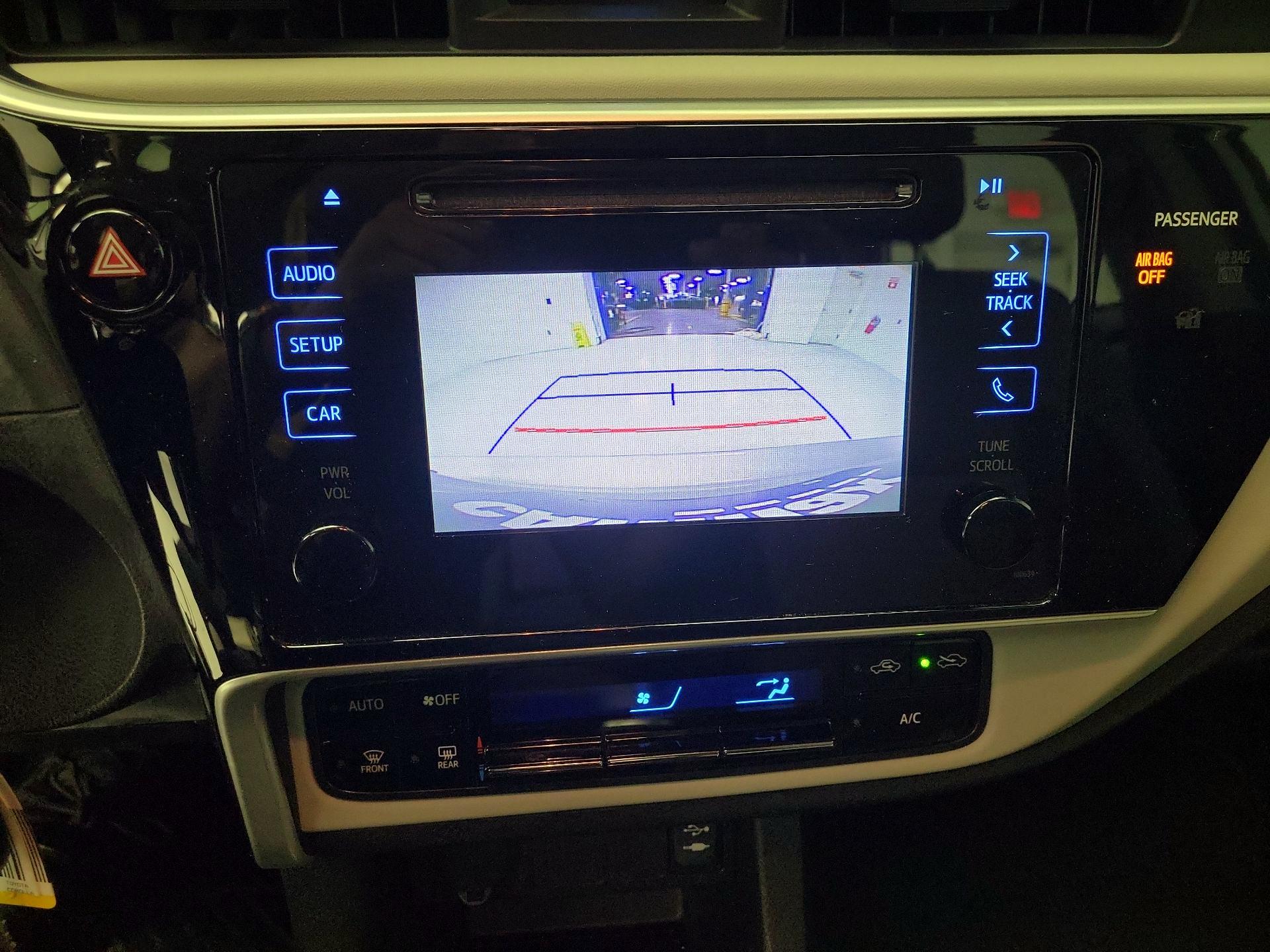 Thumbnail: 2017 Toyota Corolla - 14