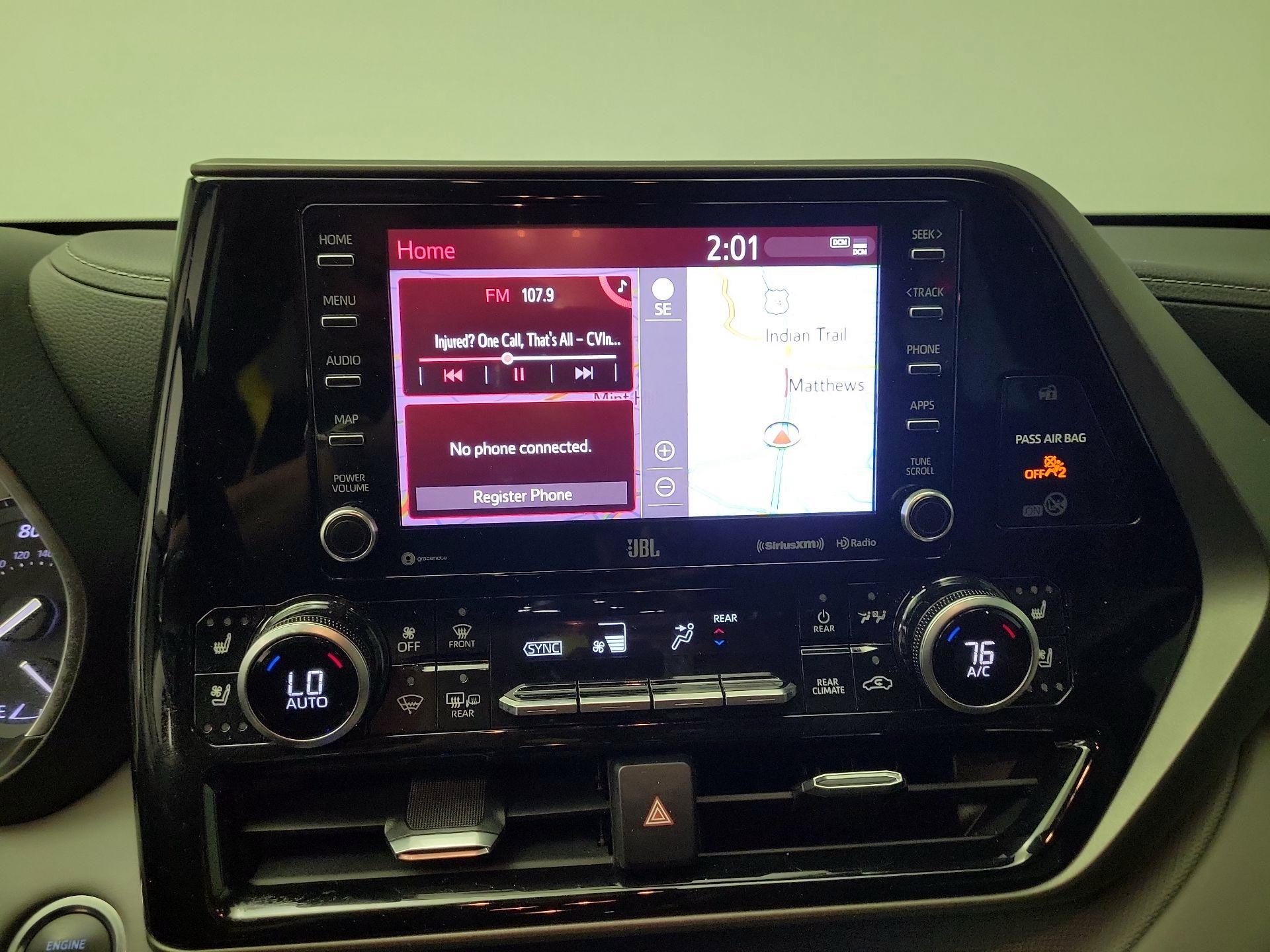 Thumbnail: 2020 Toyota Highlander - 16