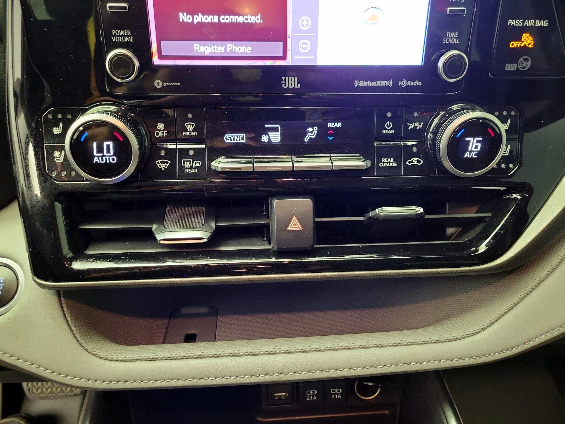 Thumbnail: 2020 Toyota Highlander - 17