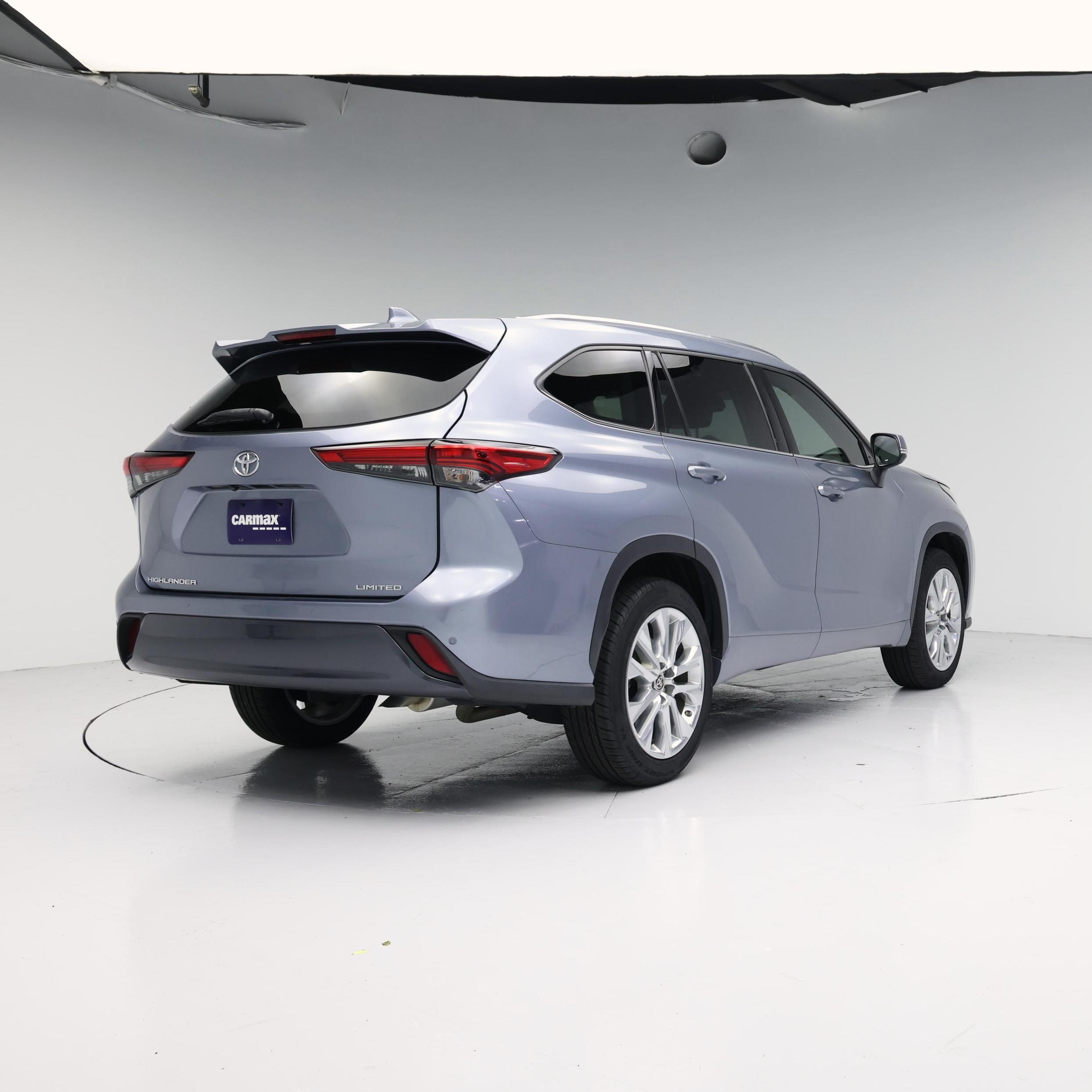 Thumbnail: 2020 Toyota Highlander - 8