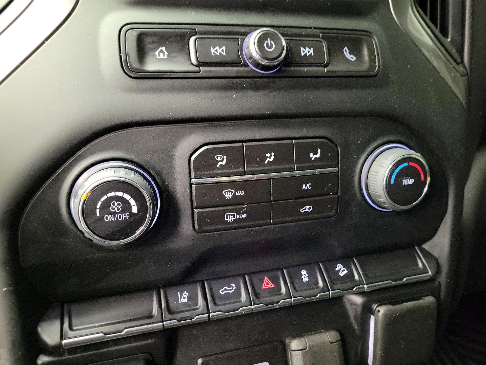 Thumbnail: 2024 Chevrolet Silverado 2500 - 16