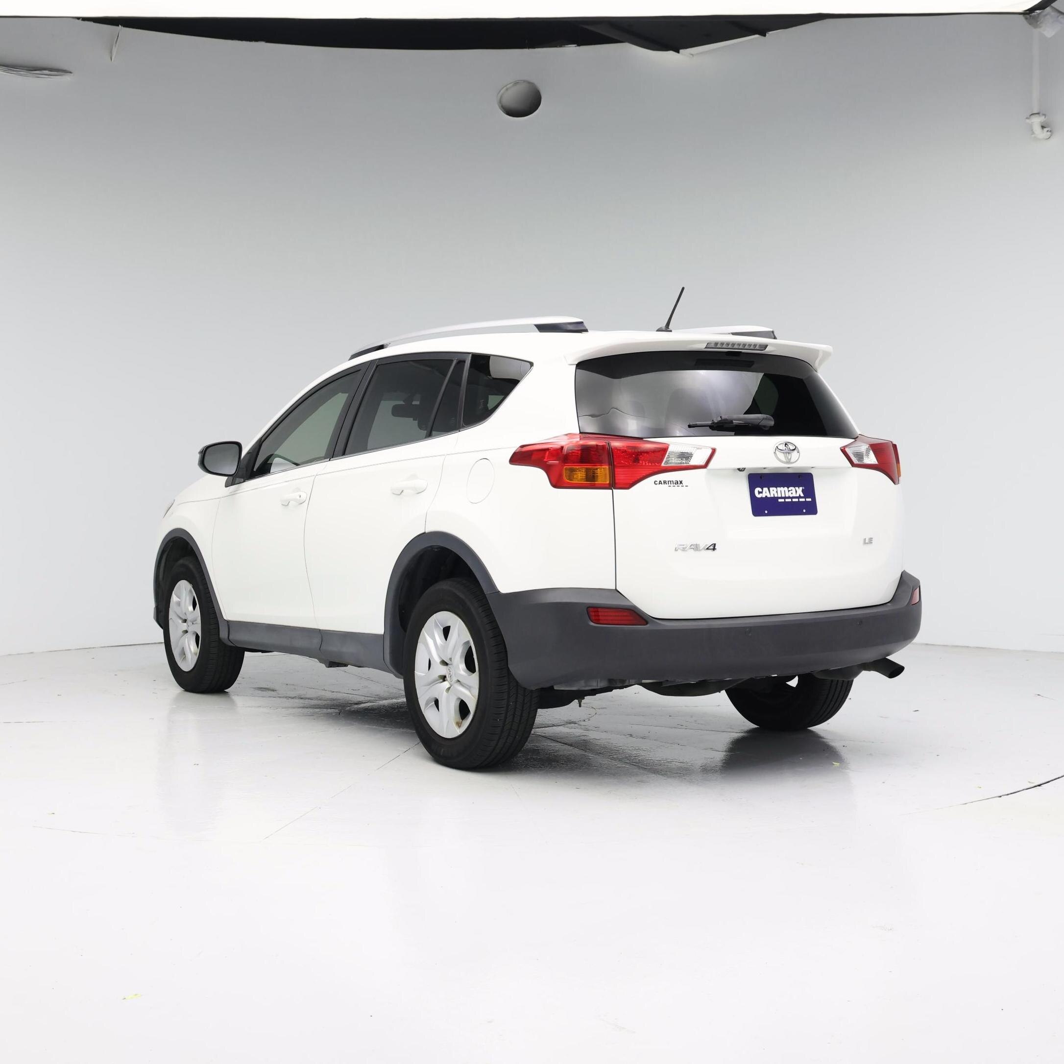 Thumbnail: 2015 Toyota RAV4 - 2