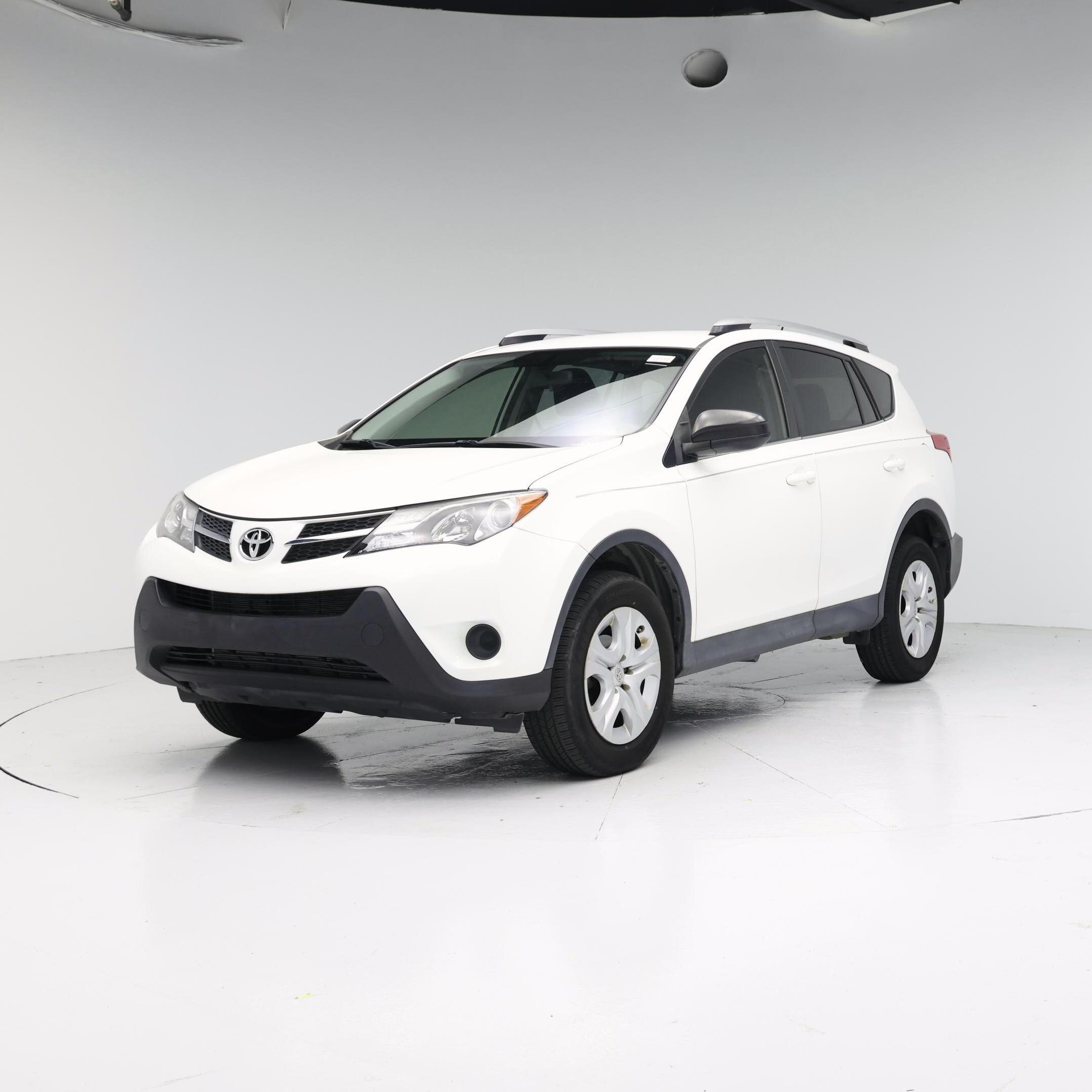 Thumbnail: 2015 Toyota RAV4 - 4