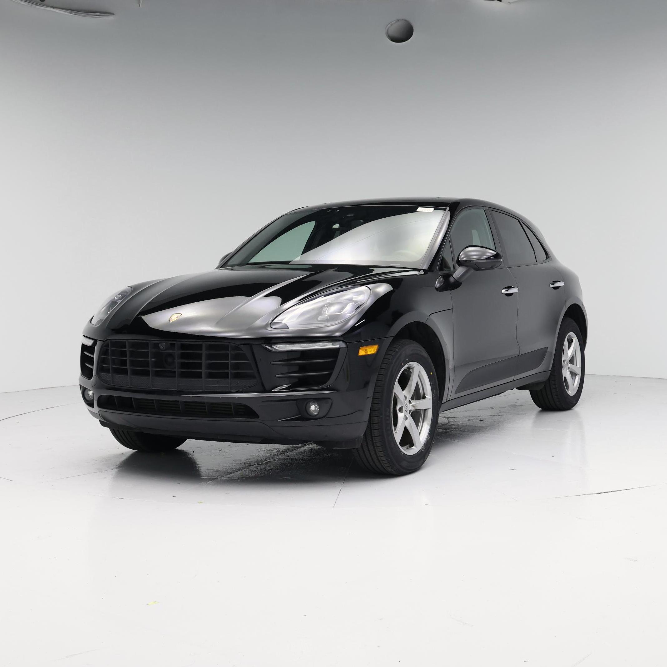 Thumbnail: 2018 Porsche Macan - 4
