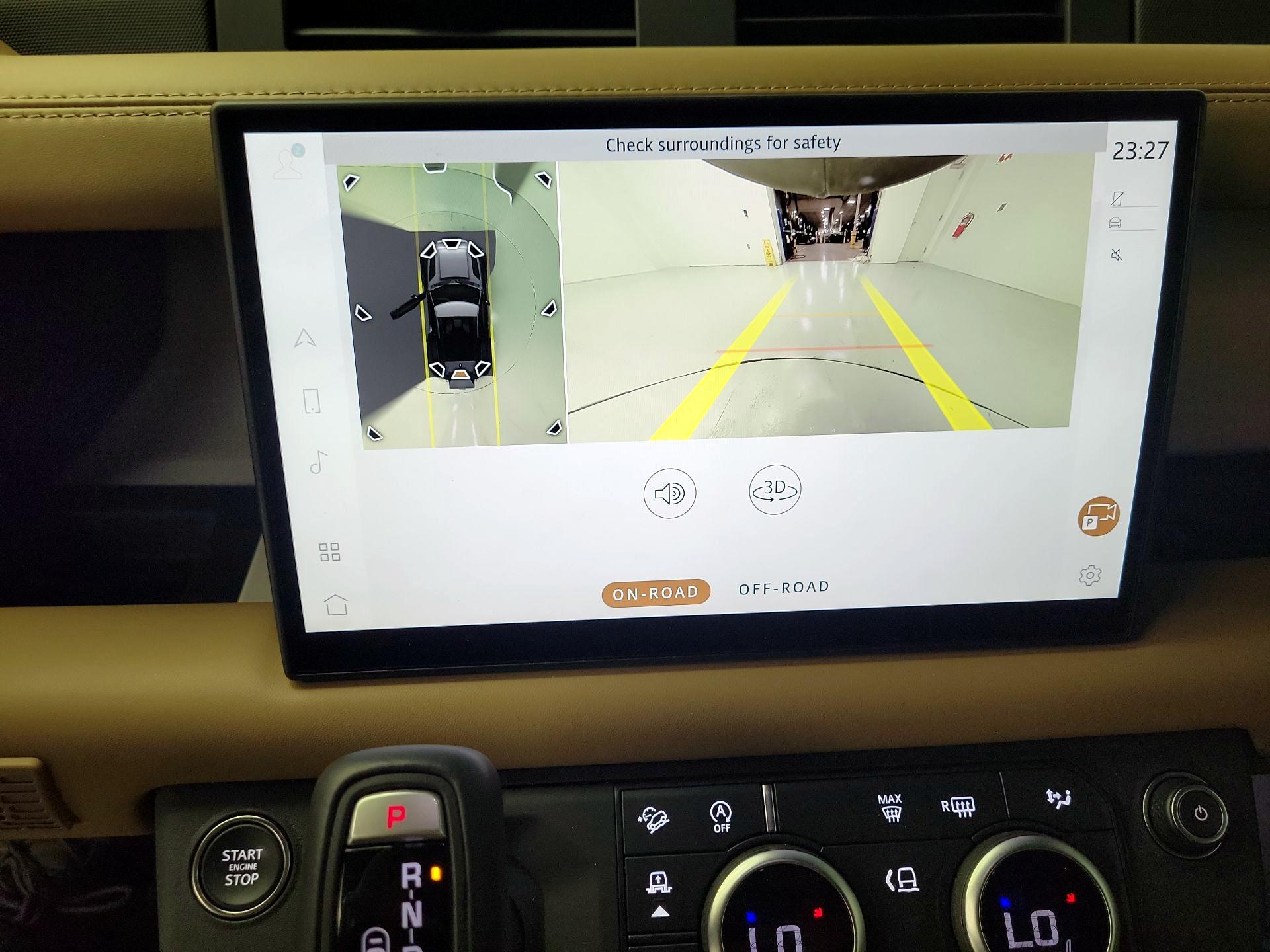 Thumbnail: 2025 Land Rover Defender - 15