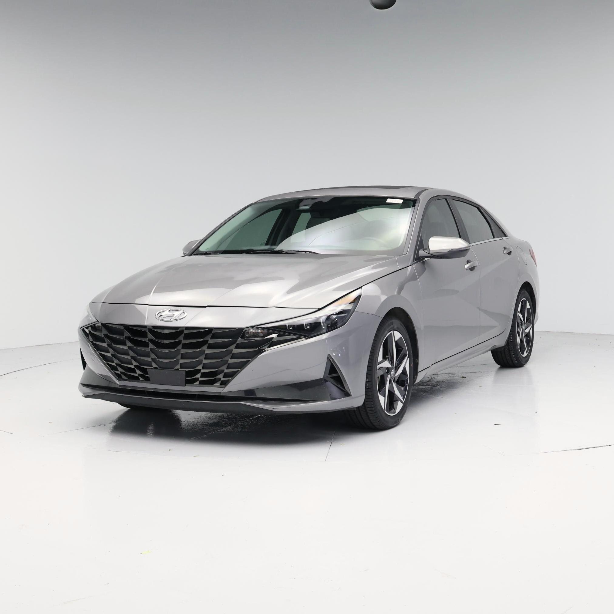 Thumbnail: 2023 Hyundai Elantra - 4