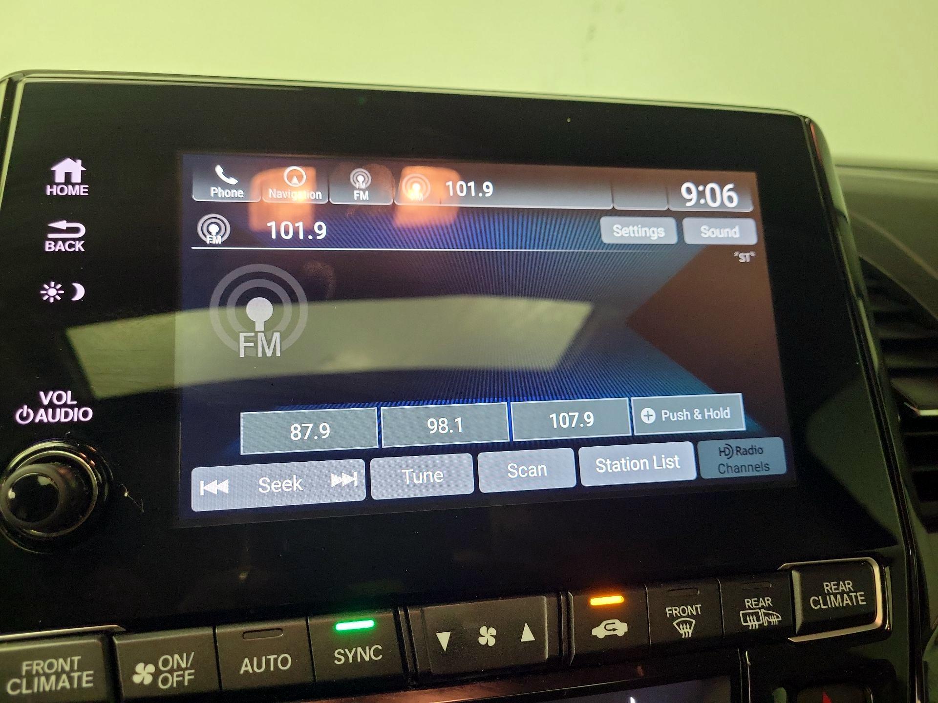 Thumbnail: 2019 Honda Odyssey - 16