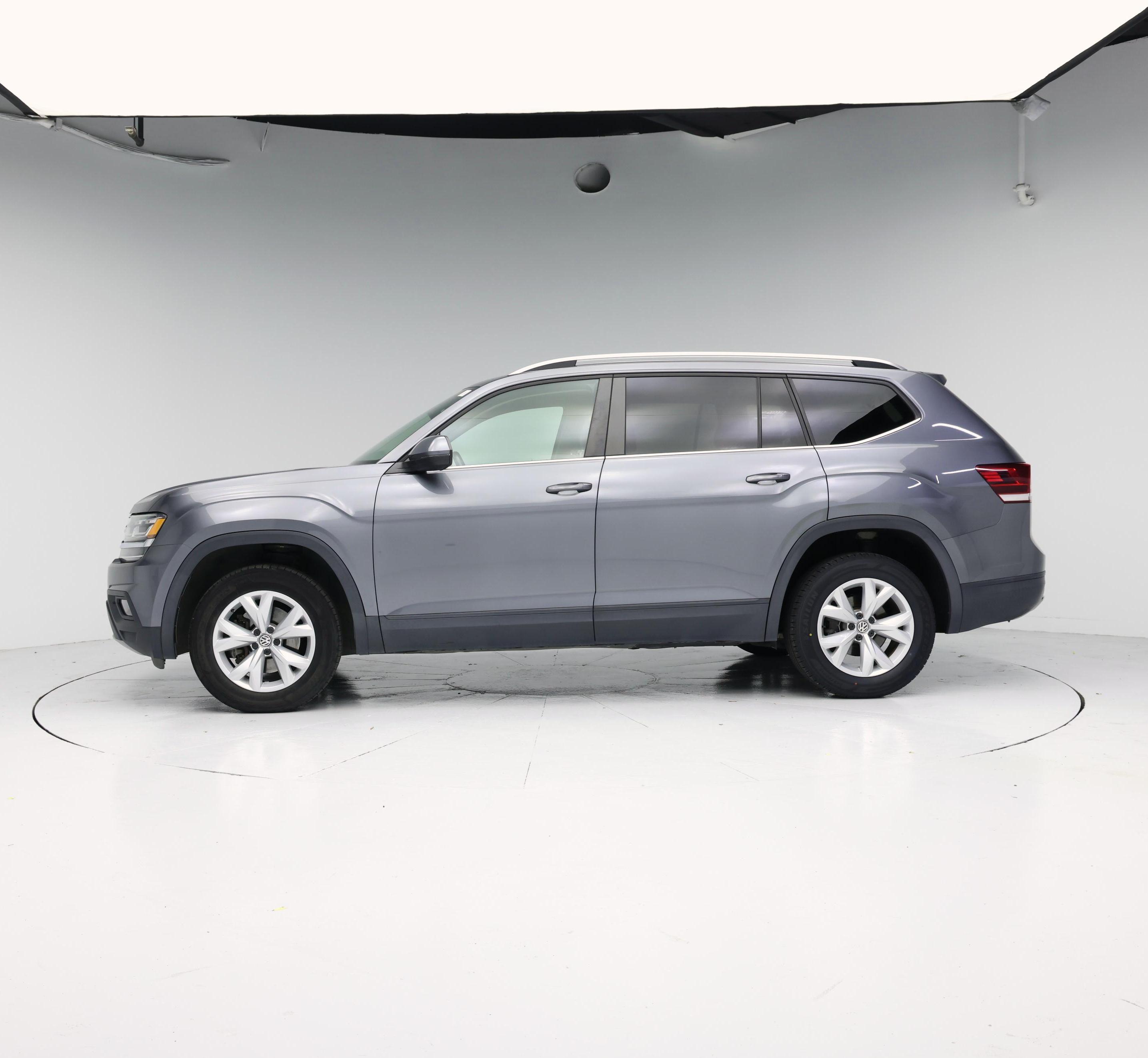 Thumbnail: 2018 Volkswagen Atlas - 3