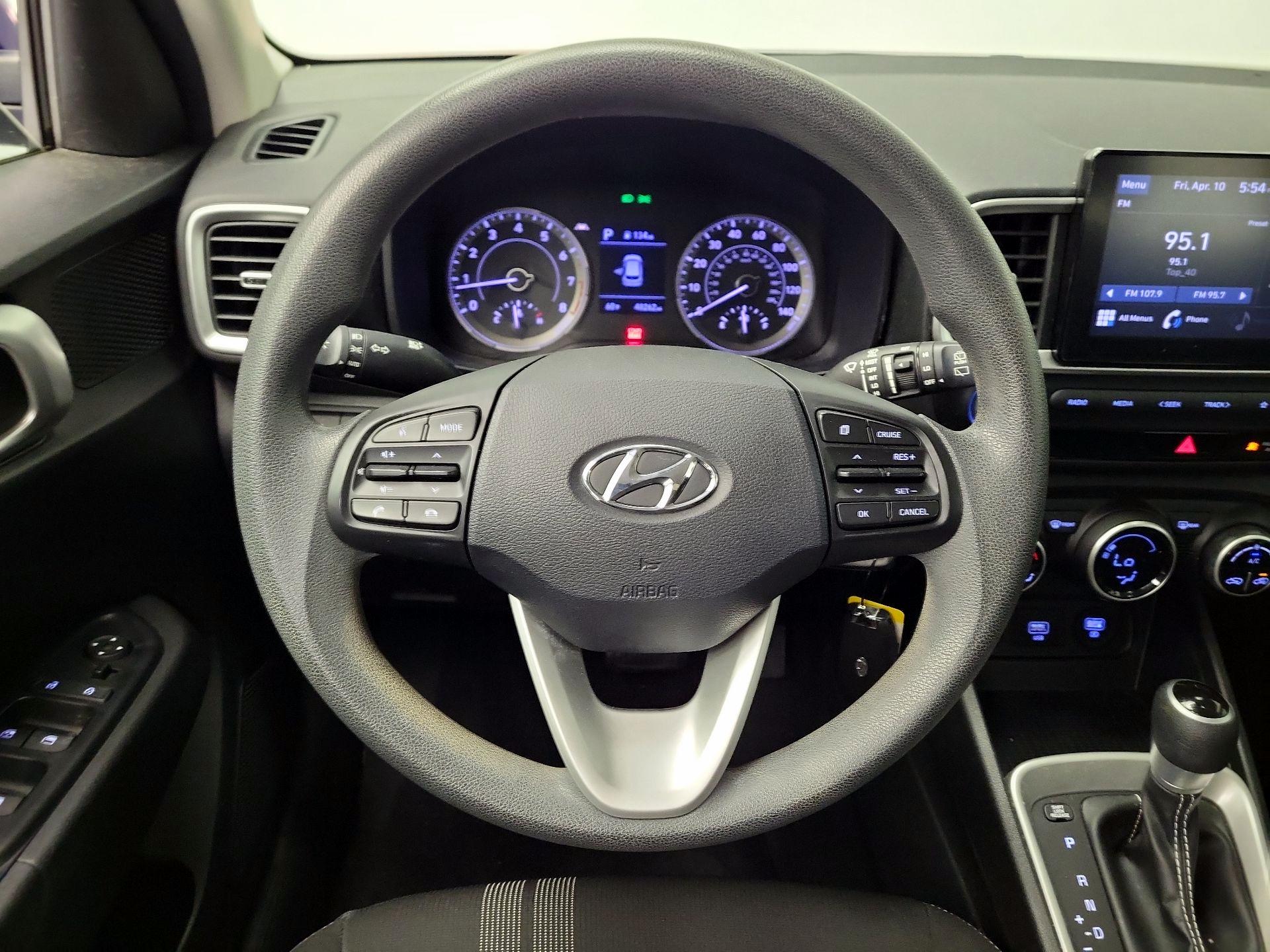 Thumbnail: 2020 Hyundai Venue - 10