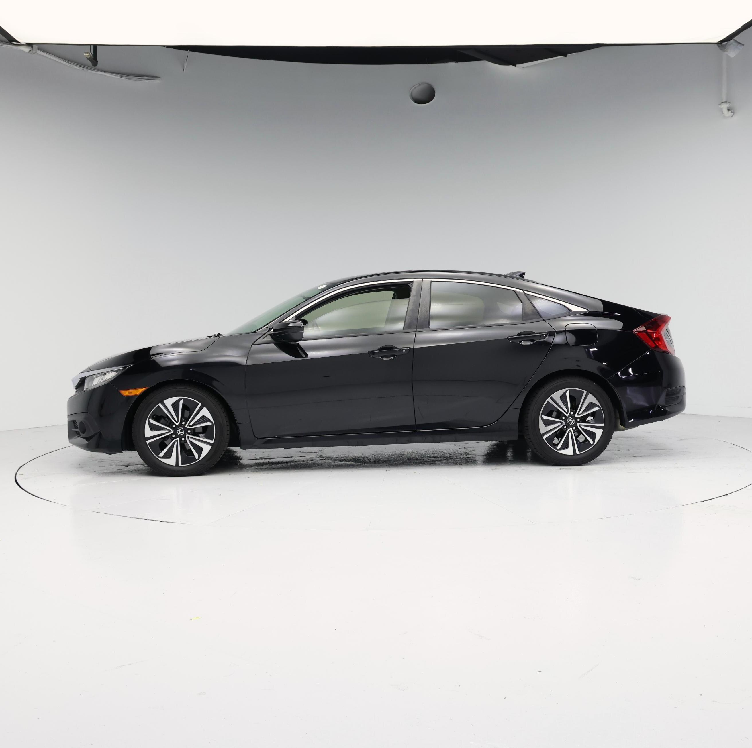 Thumbnail: 2018 Honda Civic - 3