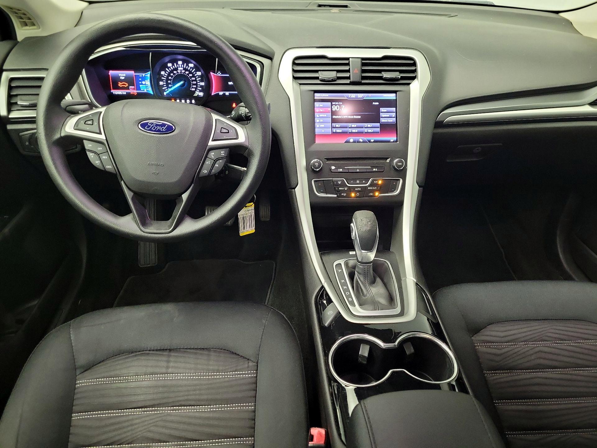 Thumbnail: 2016 Ford Fusion - 9