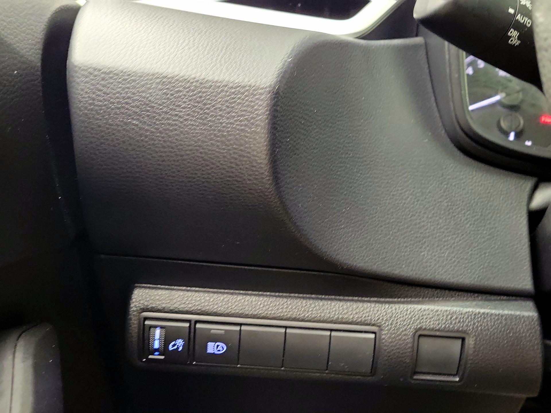 Thumbnail: 2022 Toyota Corolla - 13