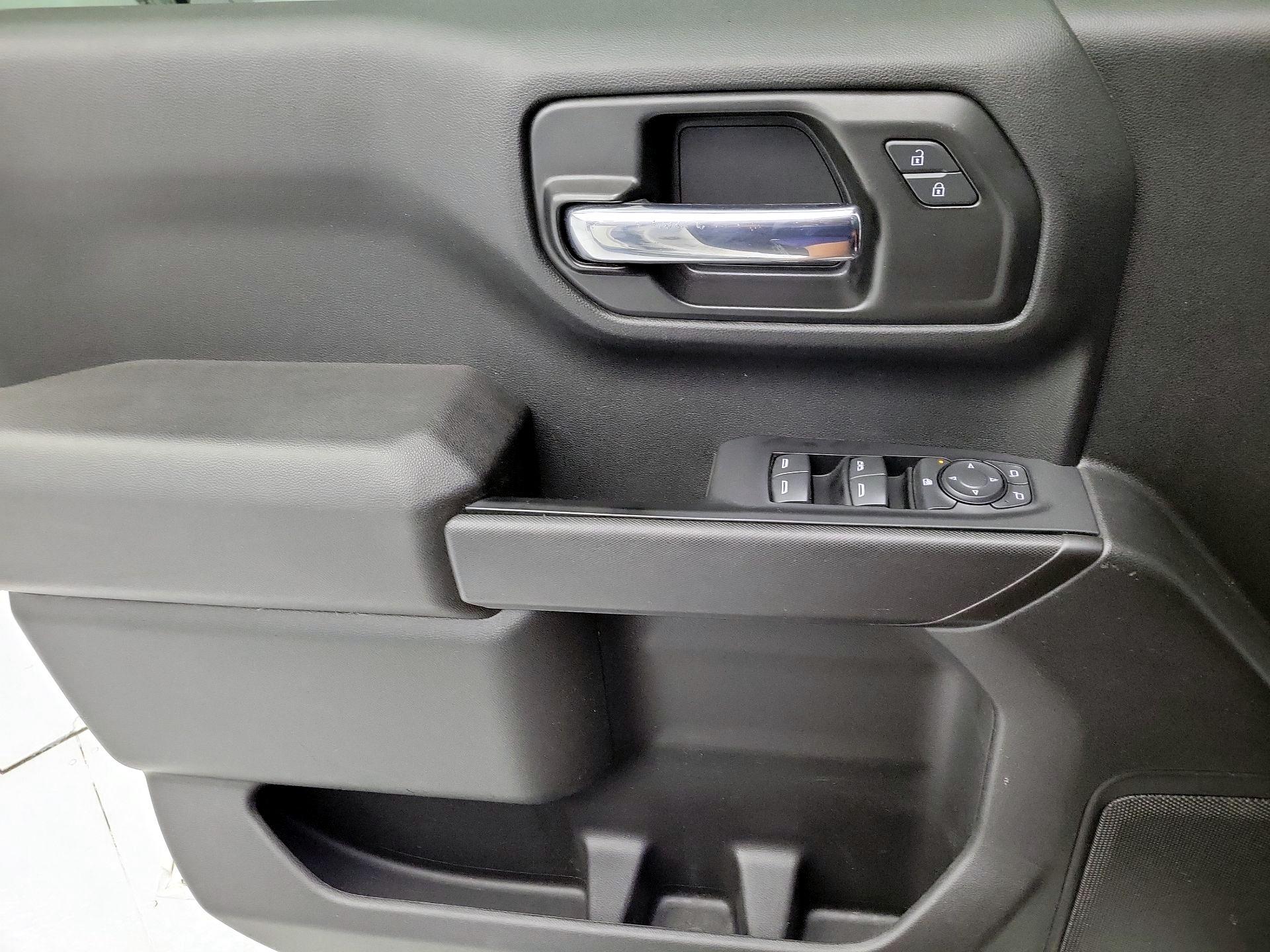 Thumbnail: 2021 Chevrolet Silverado 1500 - 12