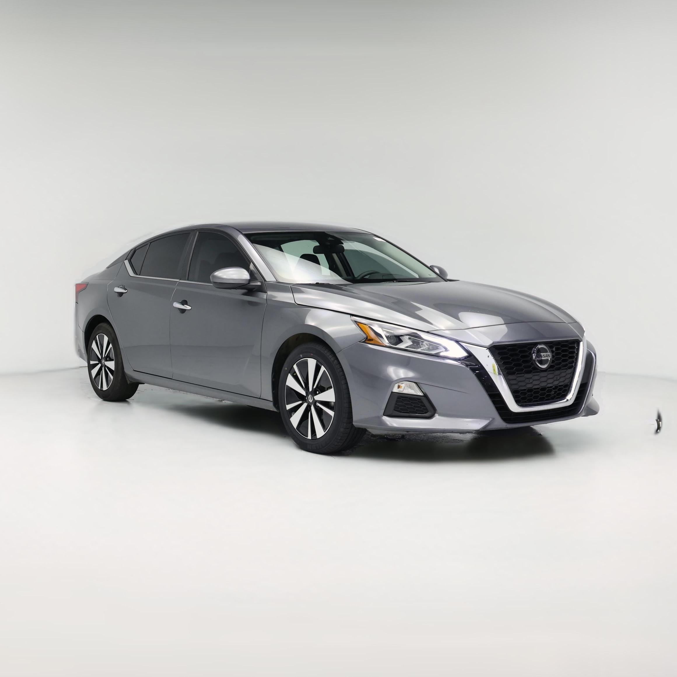 Thumbnail: 2022 Nissan Altima - 1