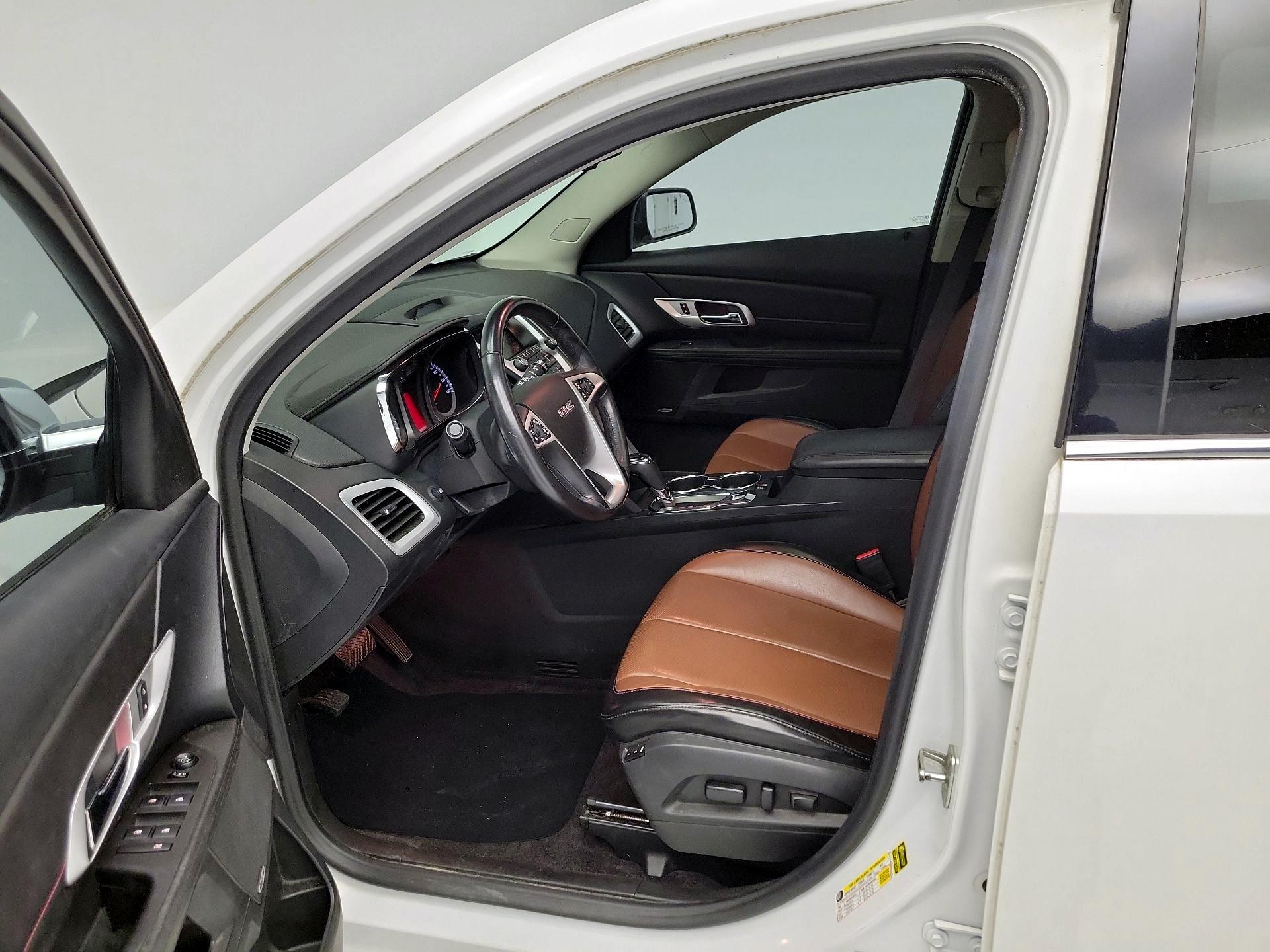 Thumbnail: 2016 GMC Terrain - 11