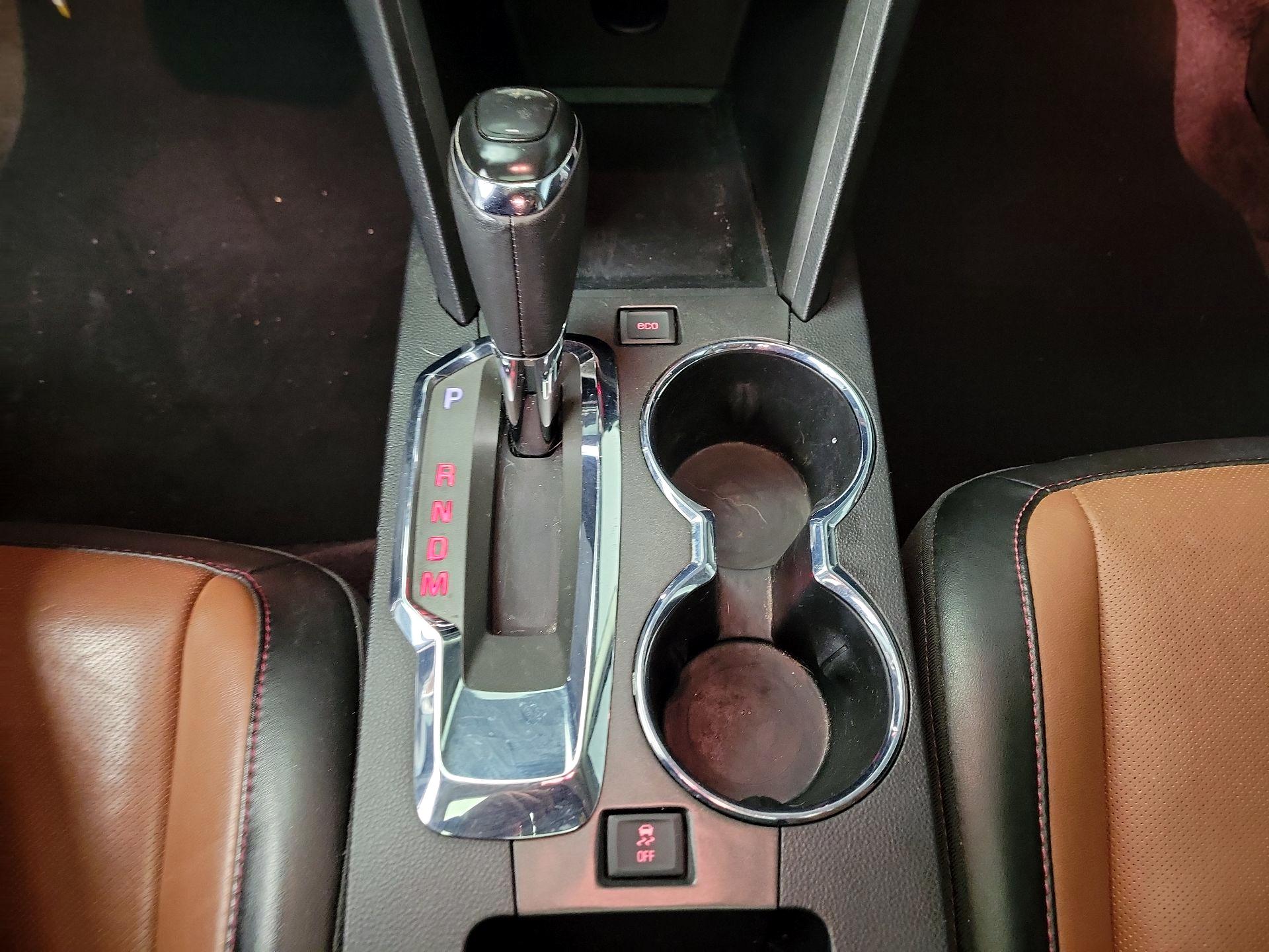 Thumbnail: 2016 GMC Terrain - 17