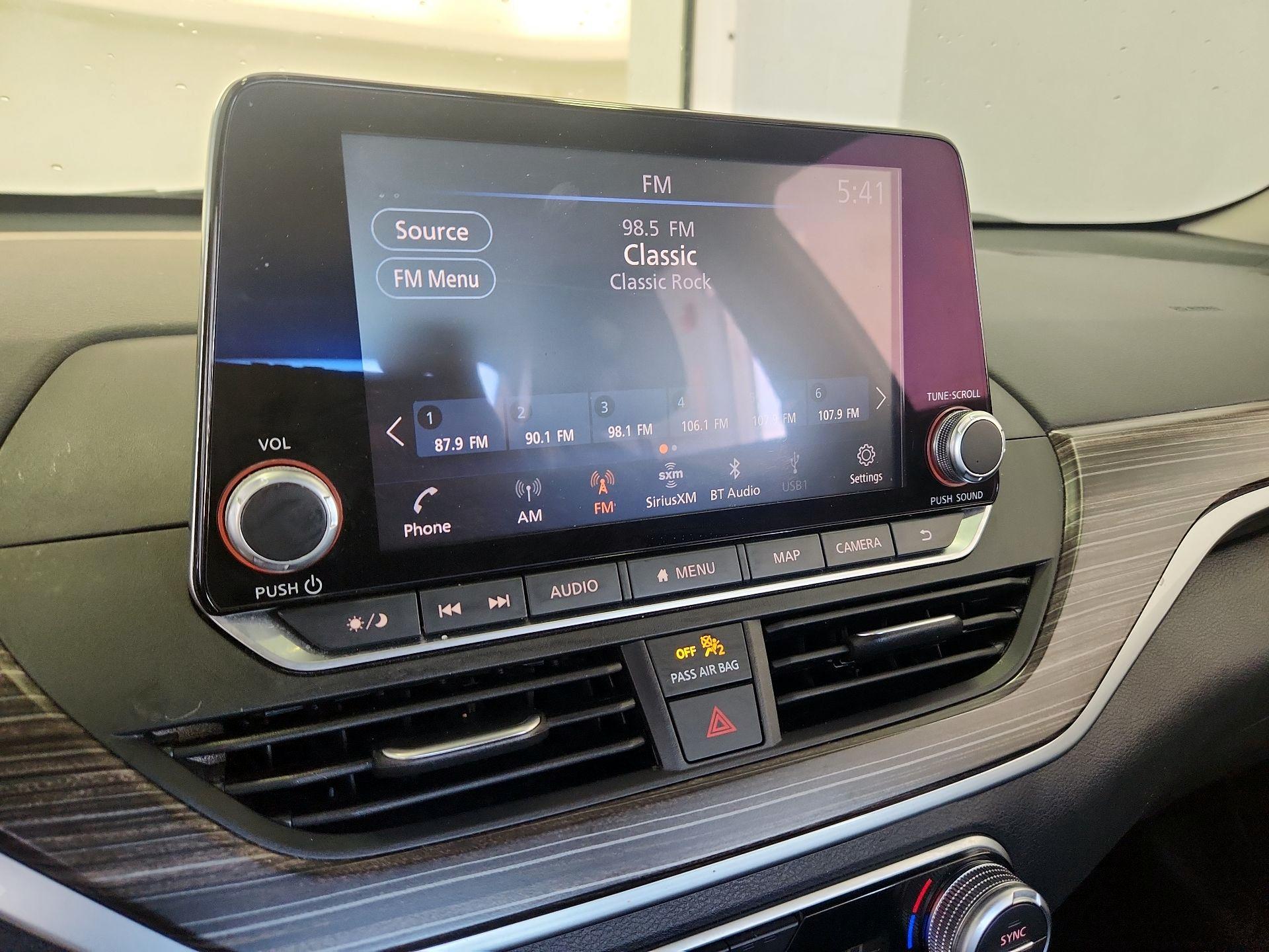 Thumbnail: 2022 Nissan Altima - 15