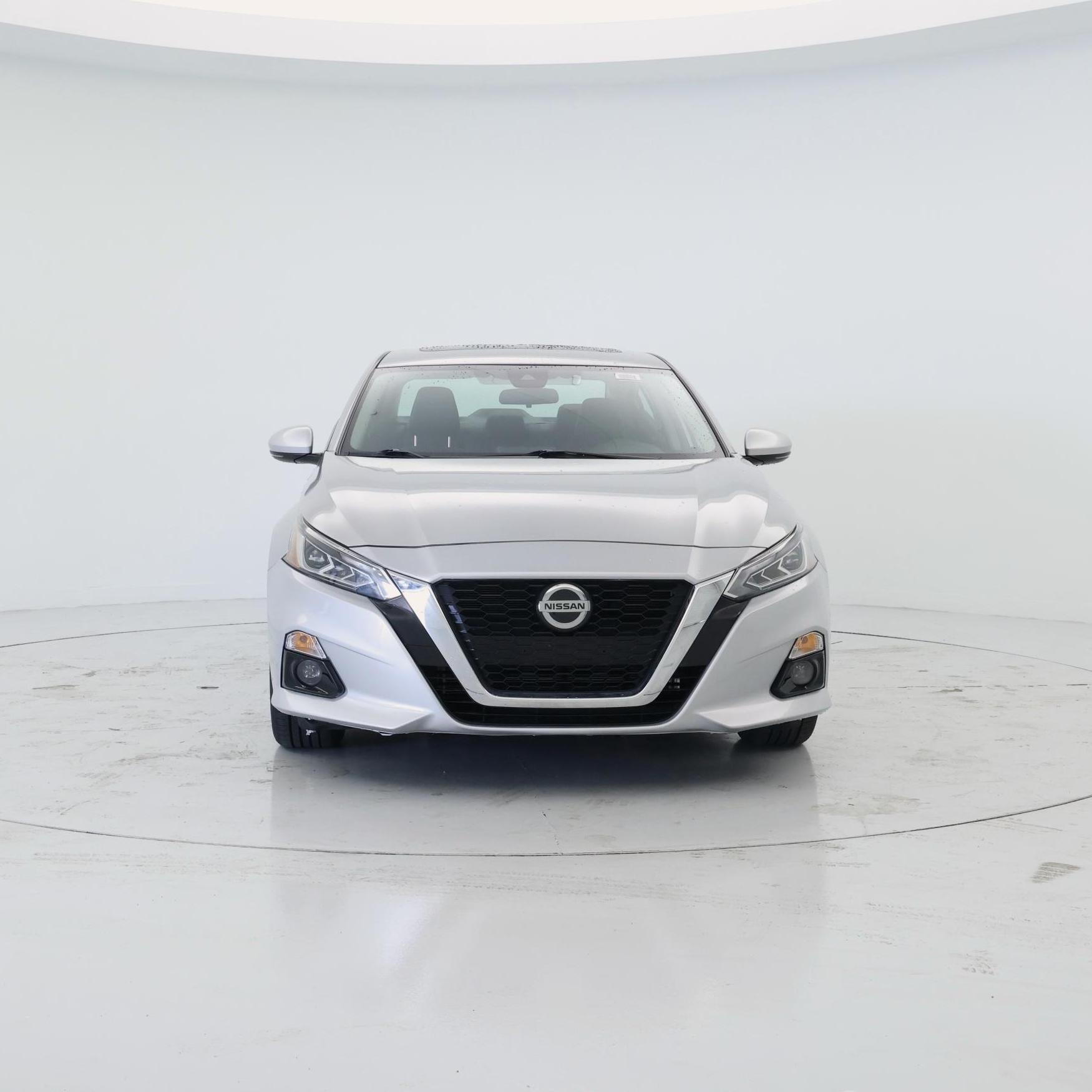 Thumbnail: 2022 Nissan Altima - 5