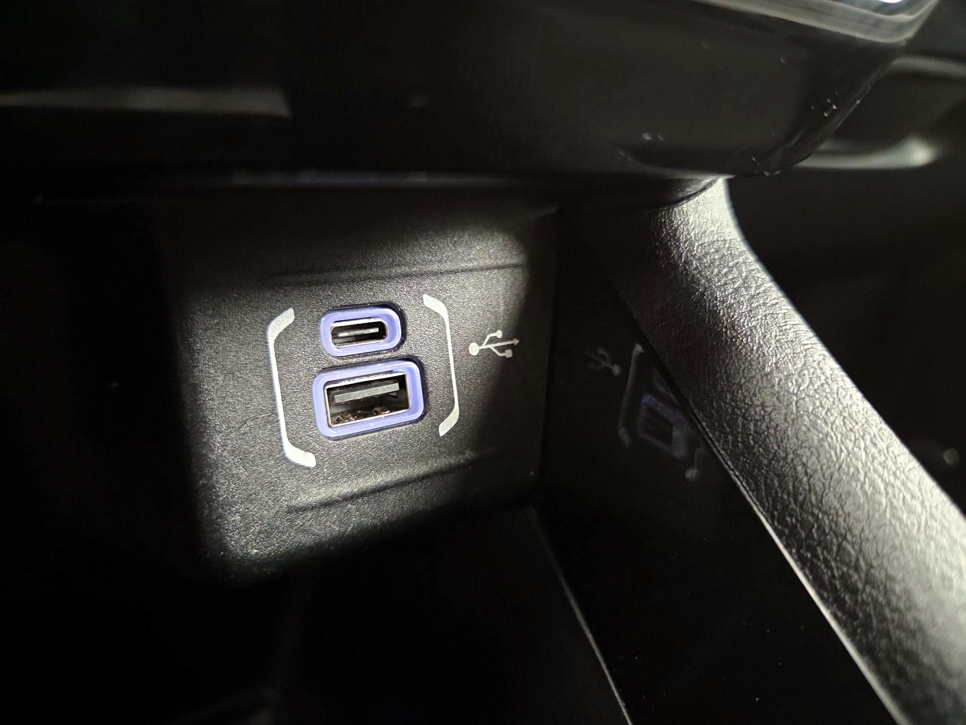 Thumbnail: 2022 Jeep Compass - 18