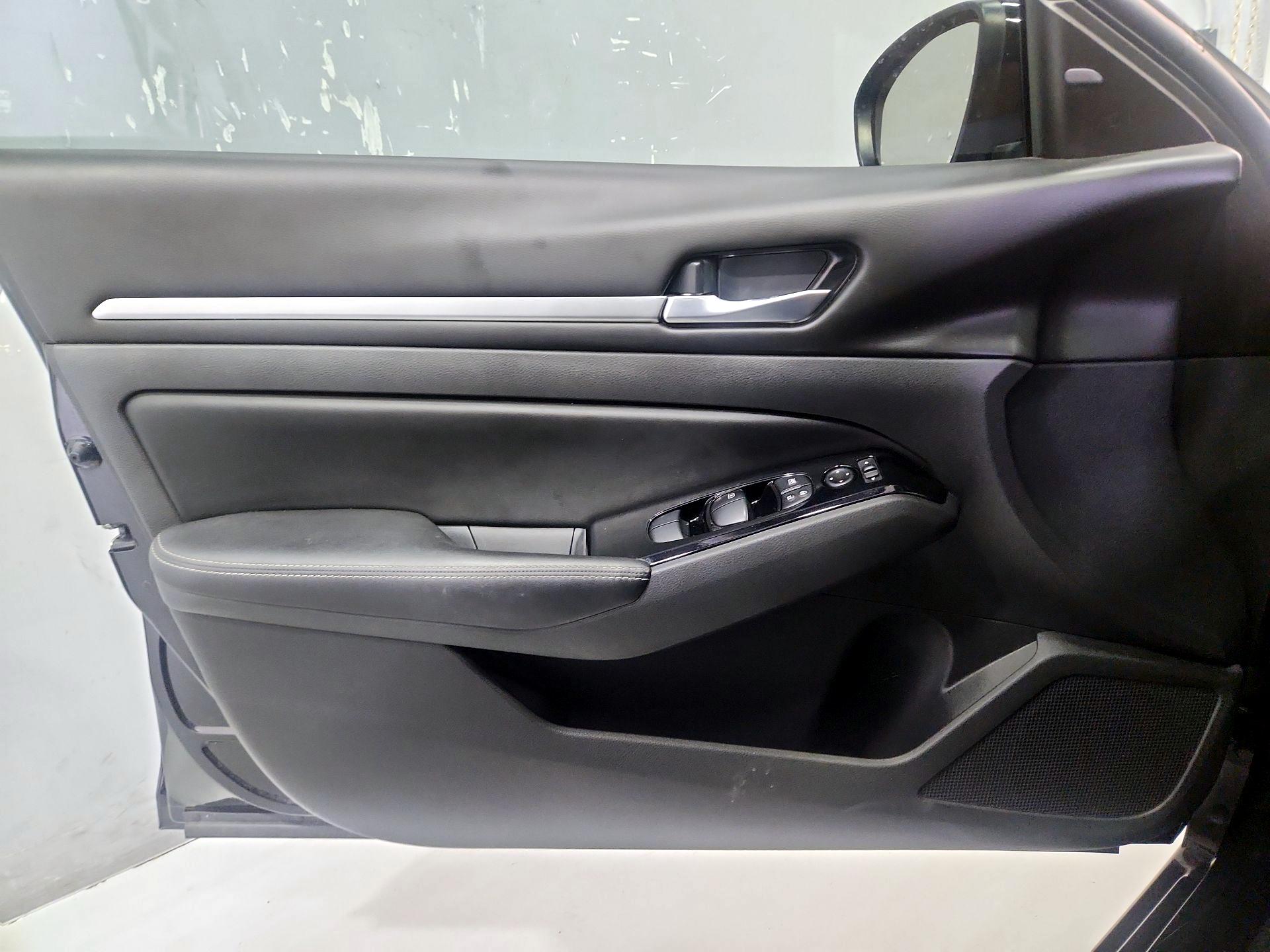 Thumbnail: 2023 Nissan Altima - 12