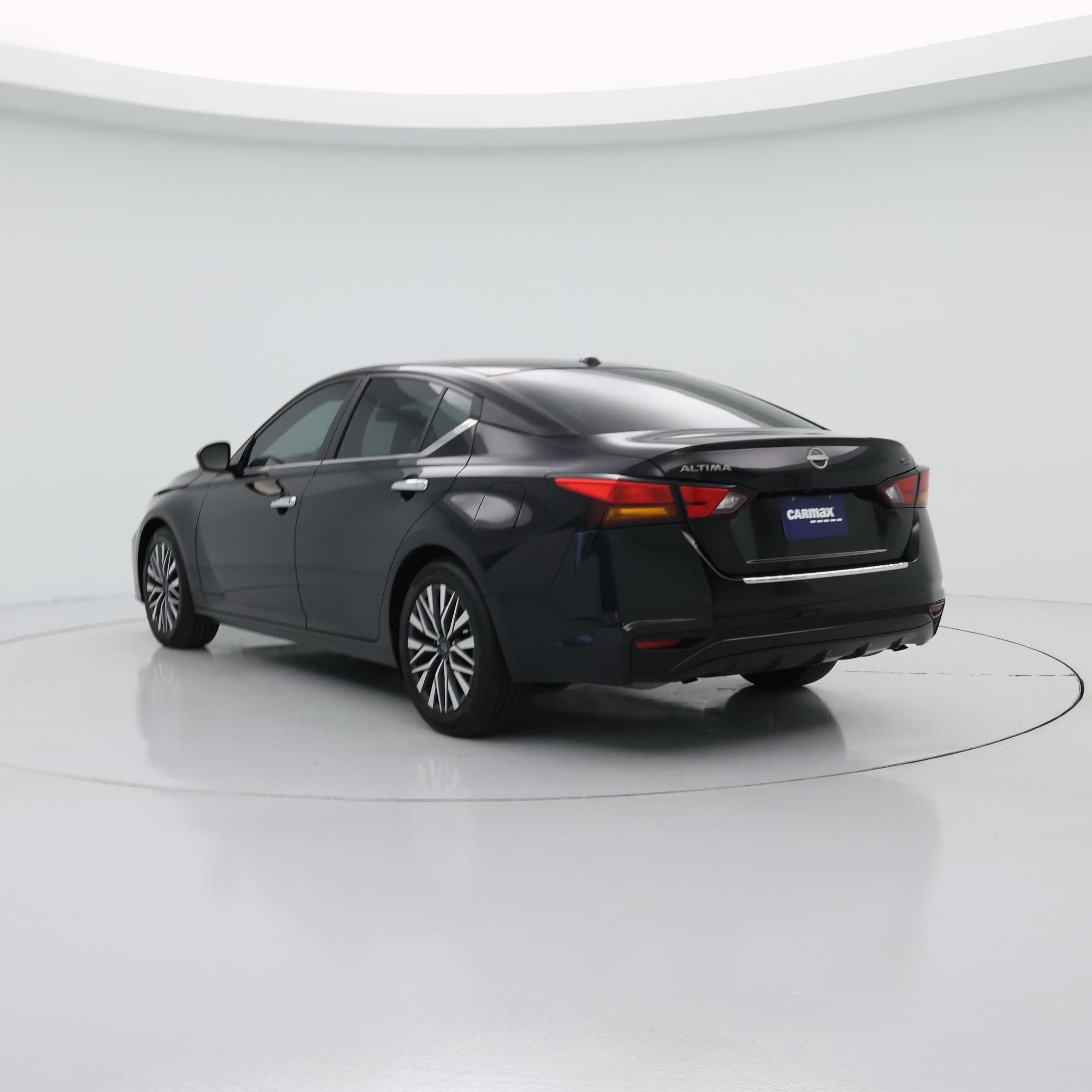 Thumbnail: 2023 Nissan Altima - 2