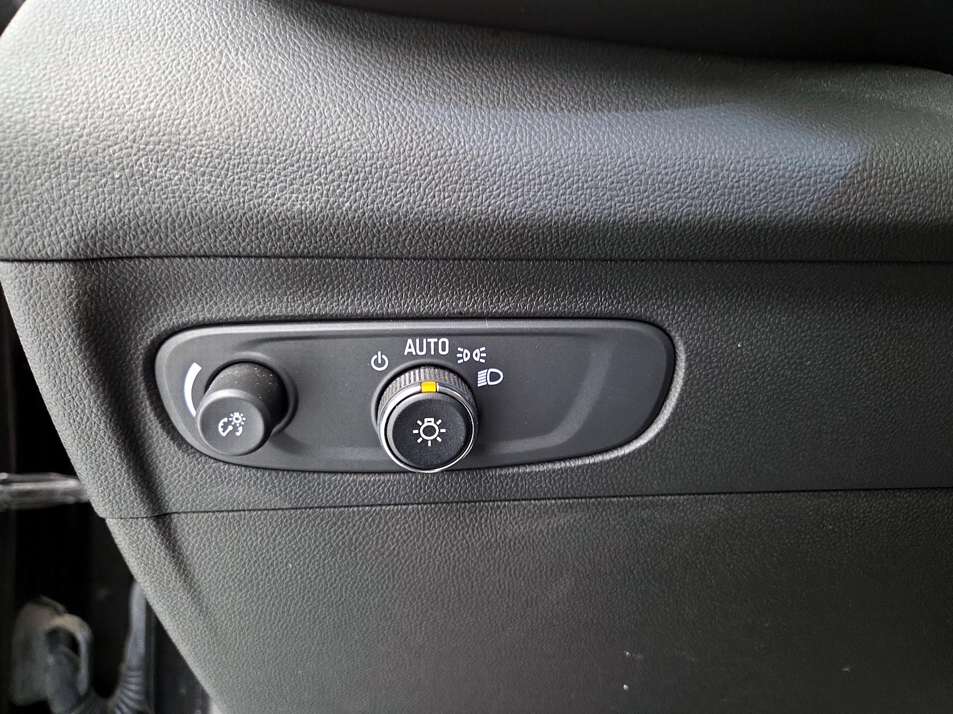 Thumbnail: 2023 Buick Envision - 13