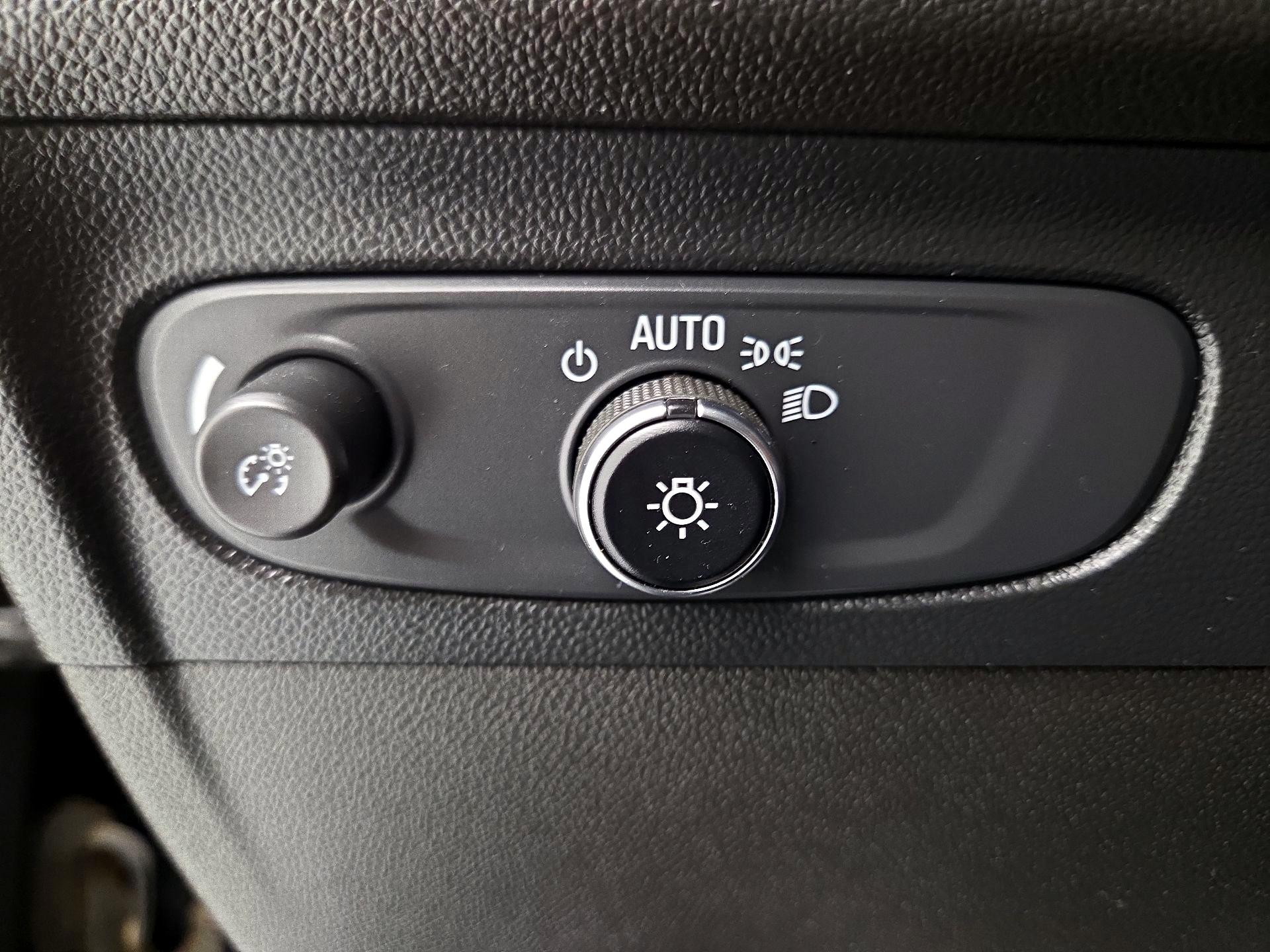 Thumbnail: 2022 Buick Envision - 13