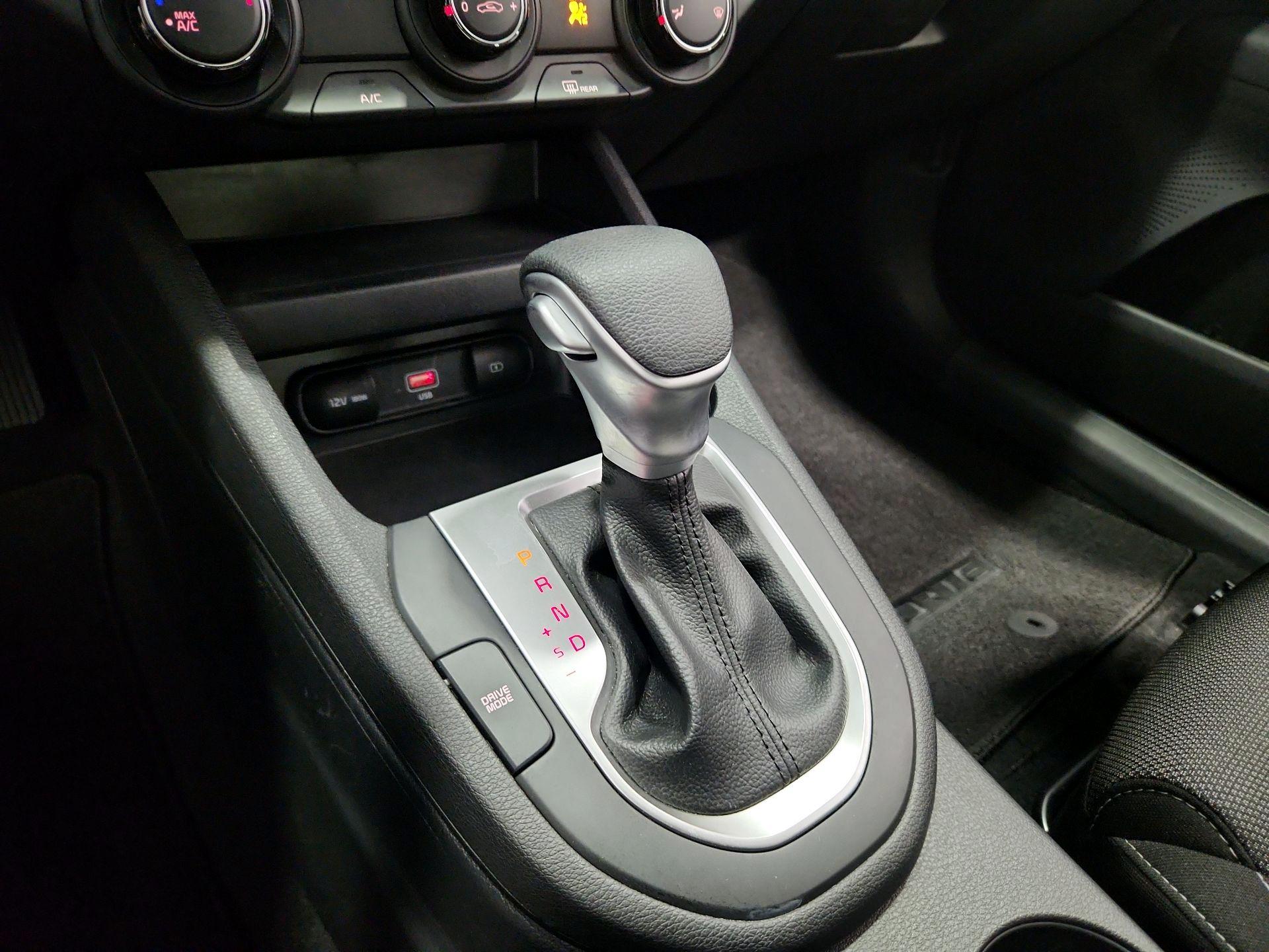 Thumbnail: 2024 Kia Forte - 17