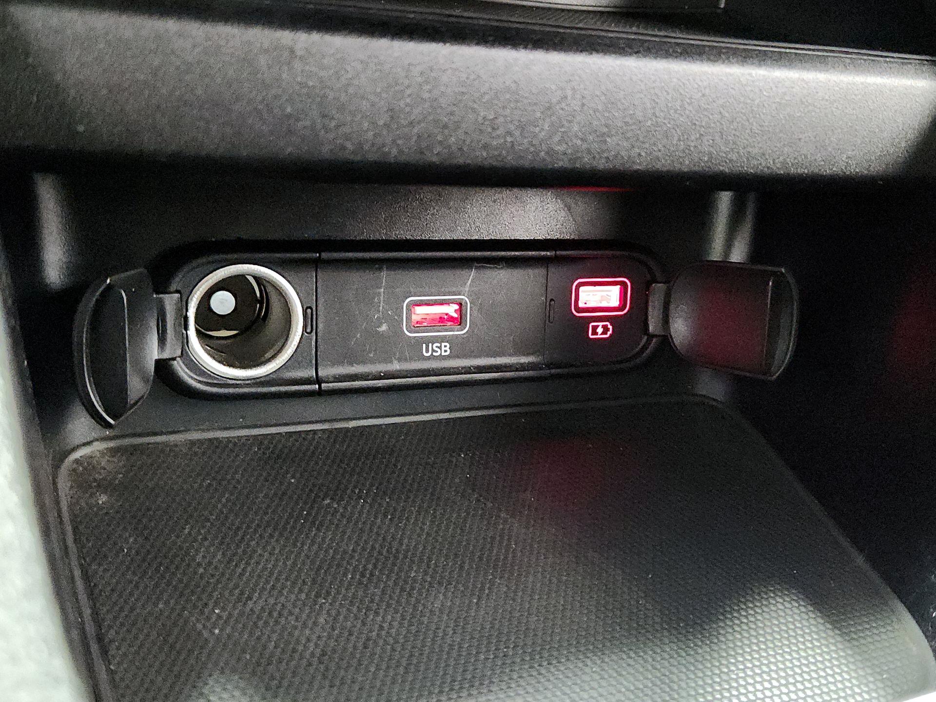 Thumbnail: 2024 Kia Forte - 18