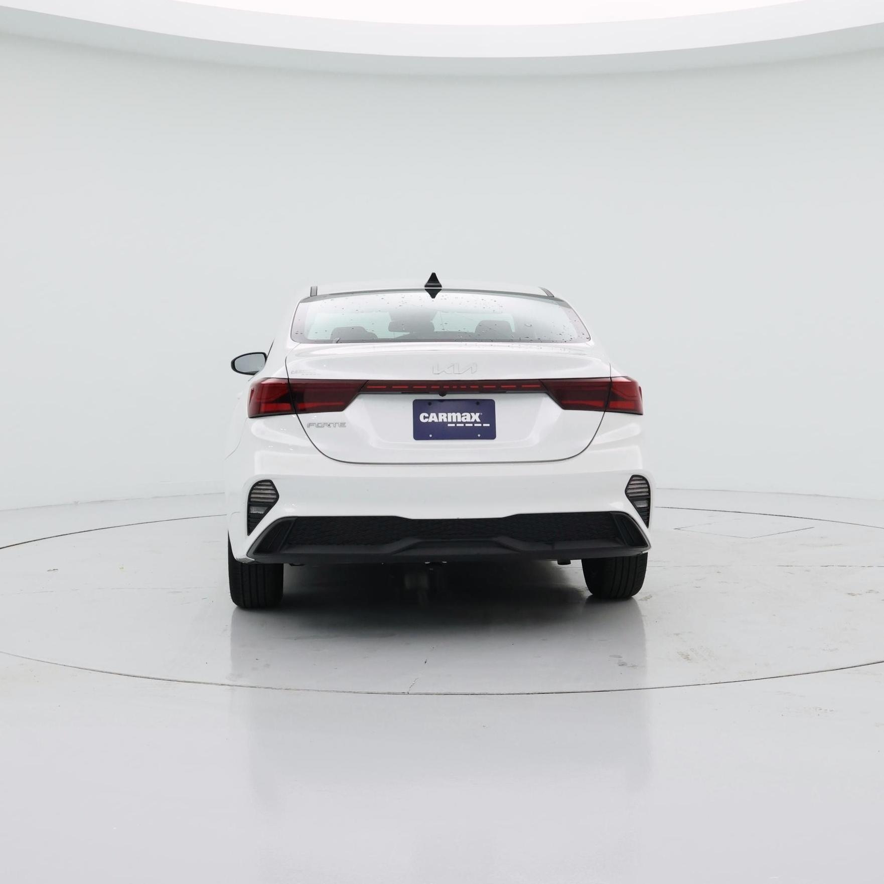 Thumbnail: 2024 Kia Forte - 6