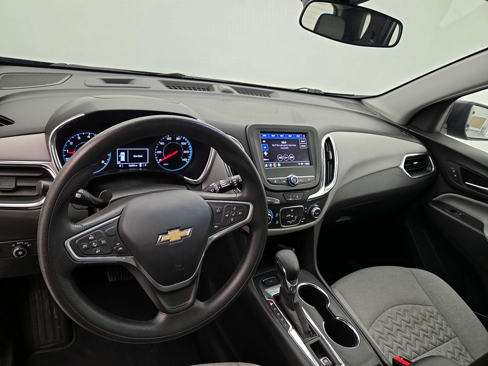 Thumbnail: 2023 Chevrolet Equinox - 9
