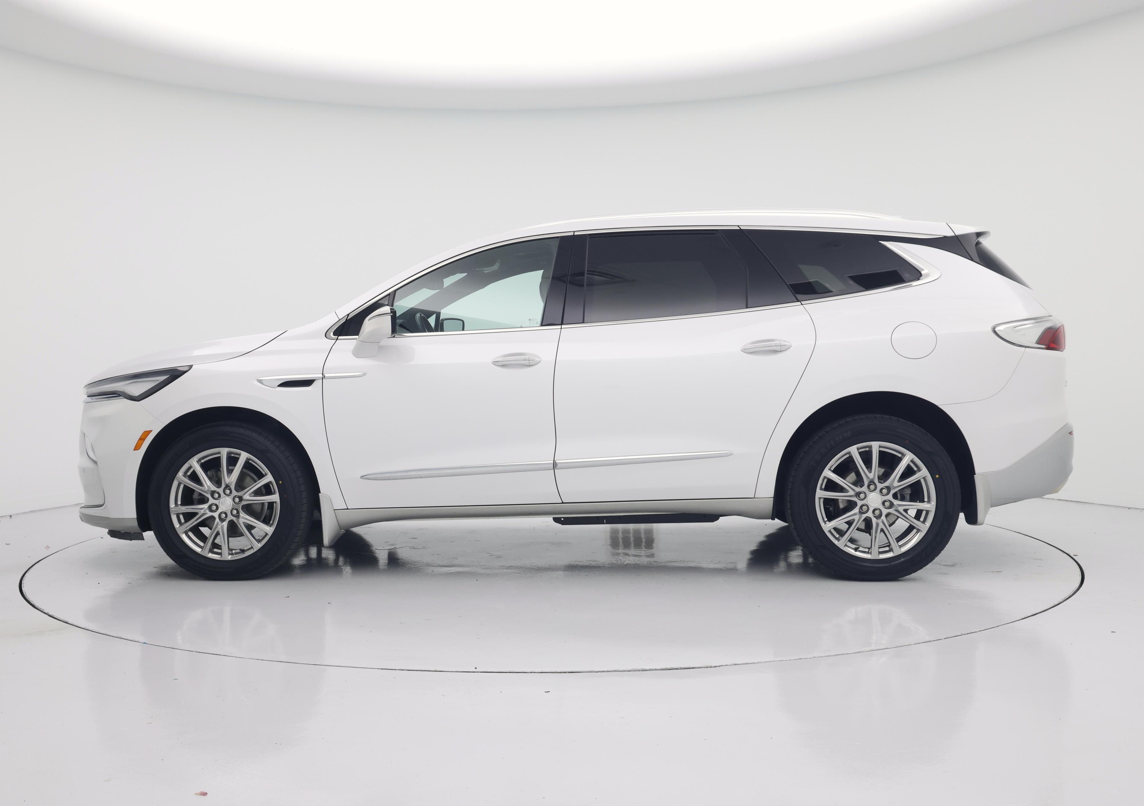 Thumbnail: 2022 Buick Enclave - 3