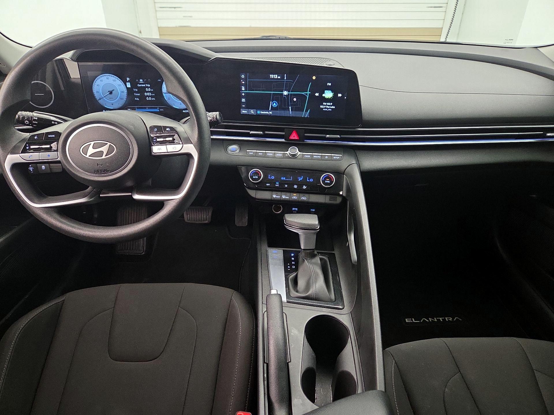 Thumbnail: 2024 Hyundai Elantra - 9