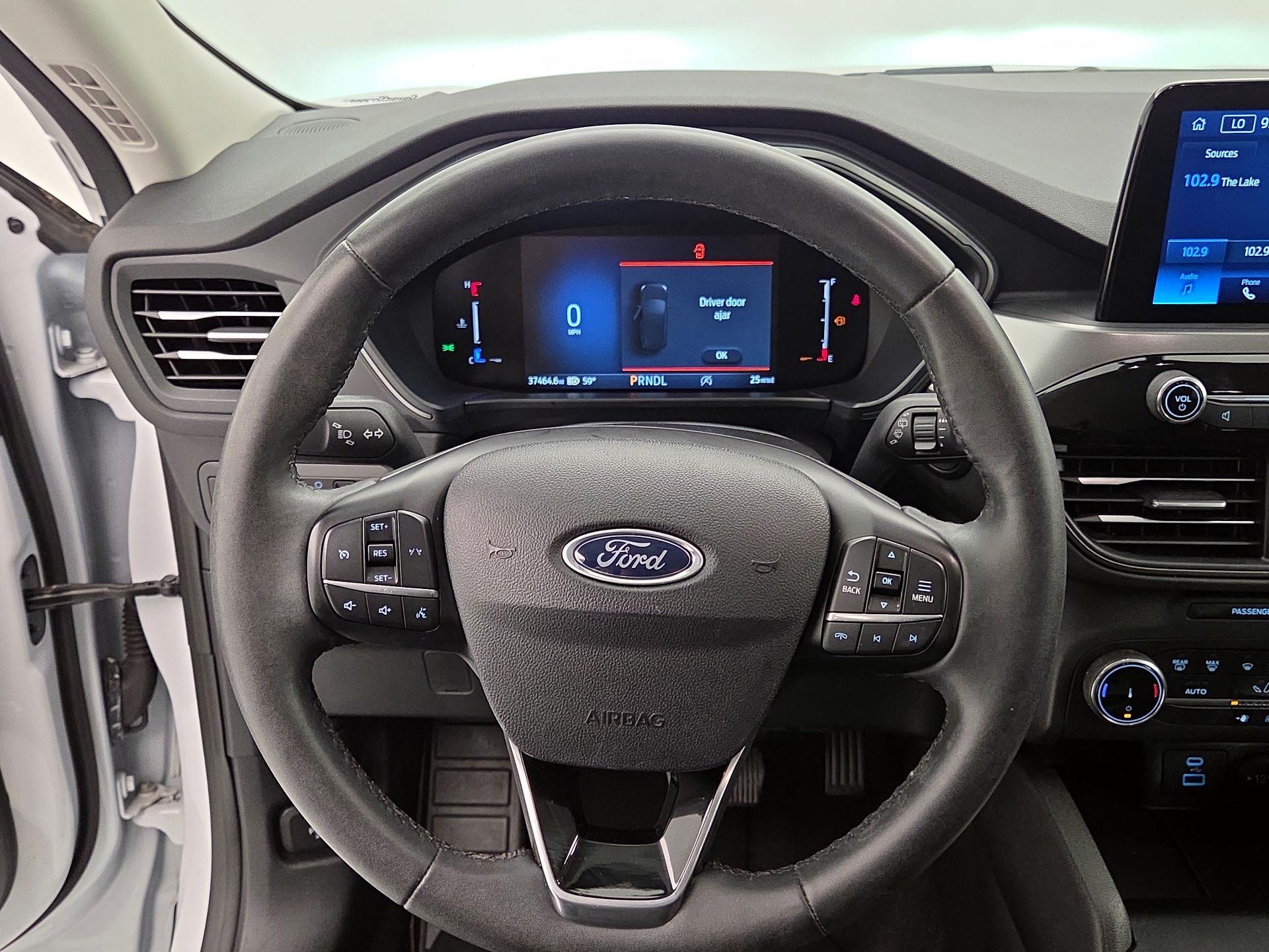 Thumbnail: 2023 Ford Escape - 10