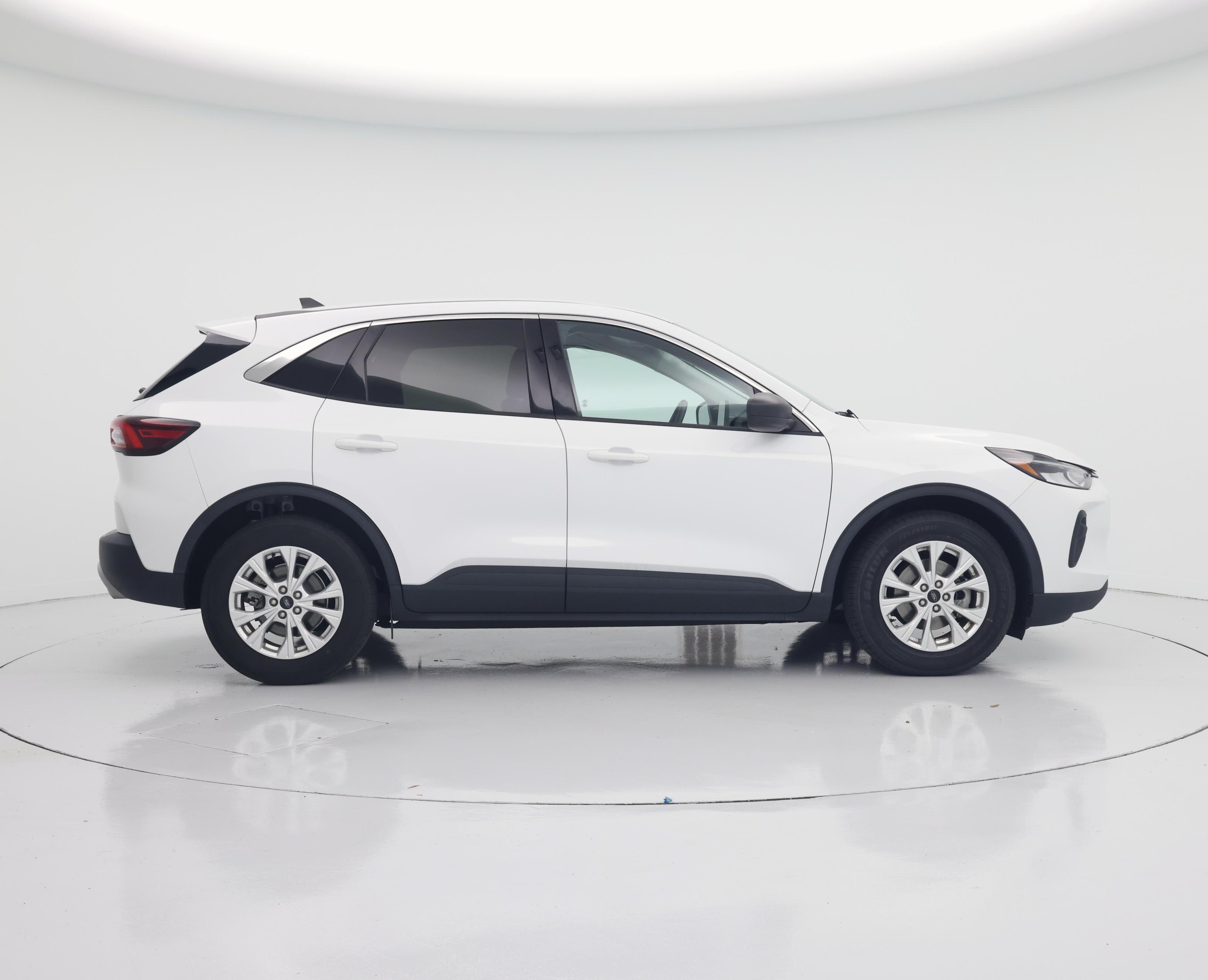 Thumbnail: 2023 Ford Escape - 7