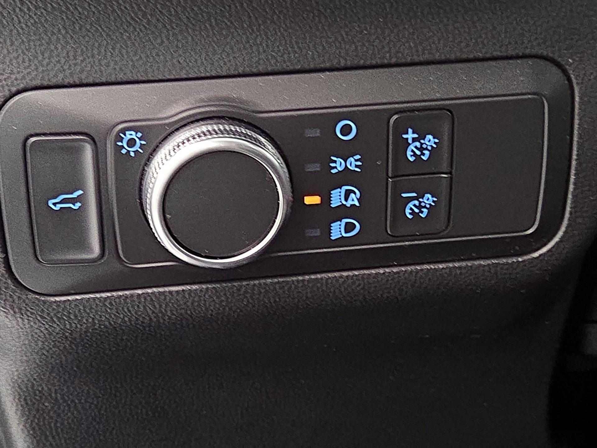 Thumbnail: 2022 Ford Escape - 13