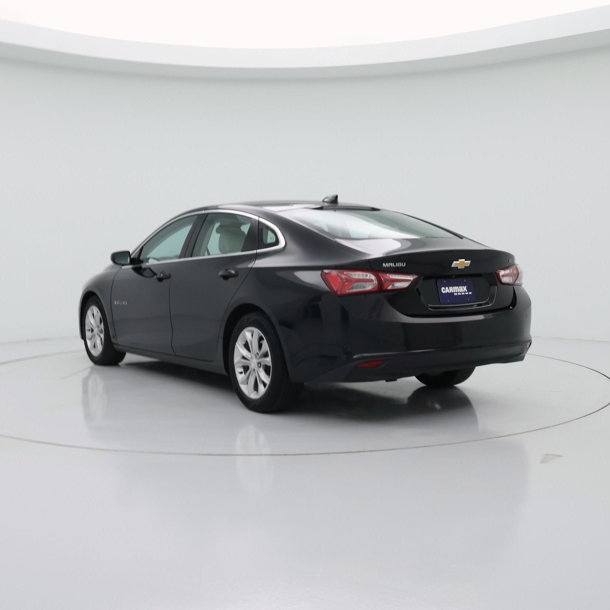 Thumbnail: 2022 Chevrolet Malibu - 2