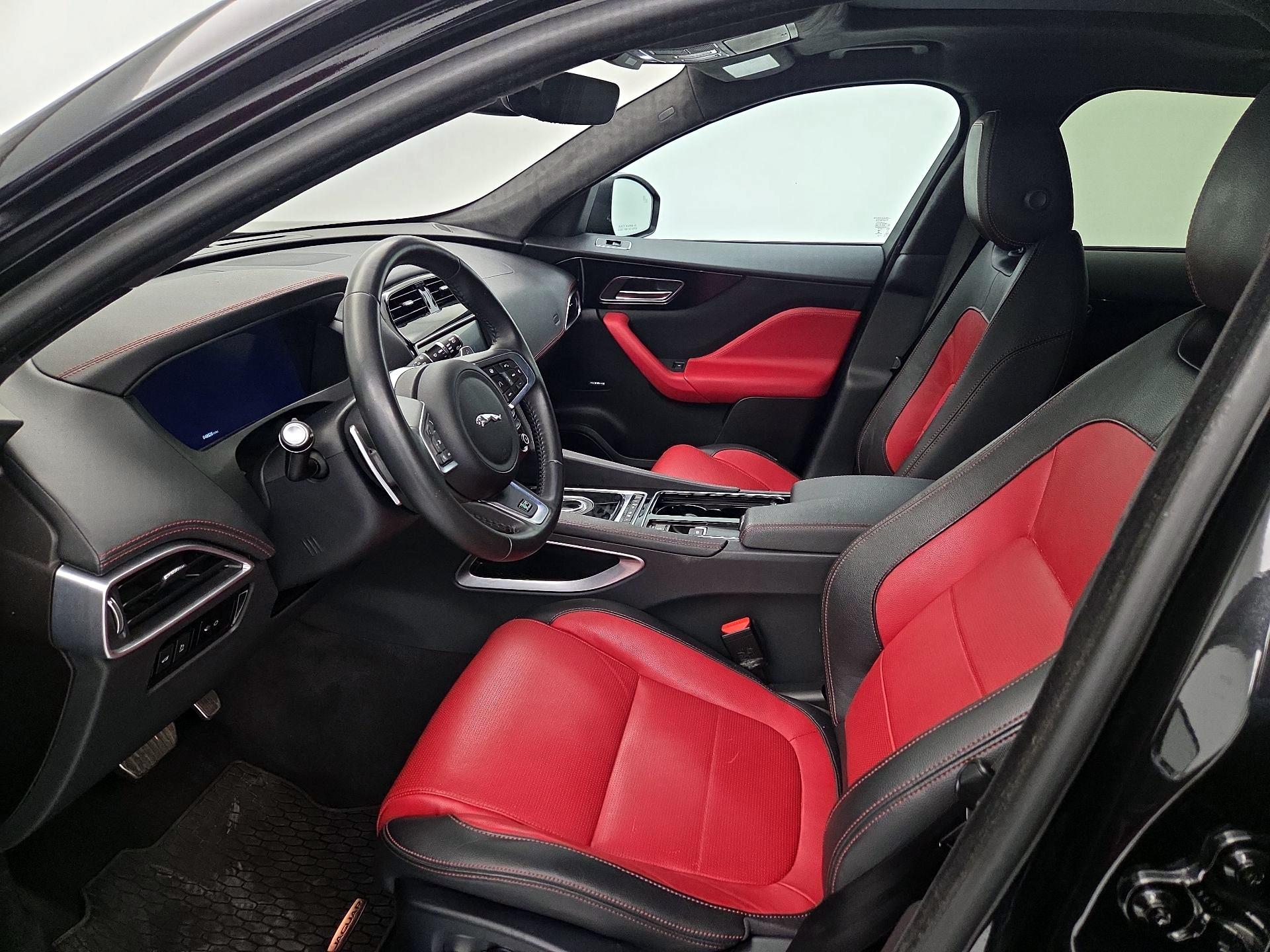 Thumbnail: 2020 Jaguar F-Pace - 11