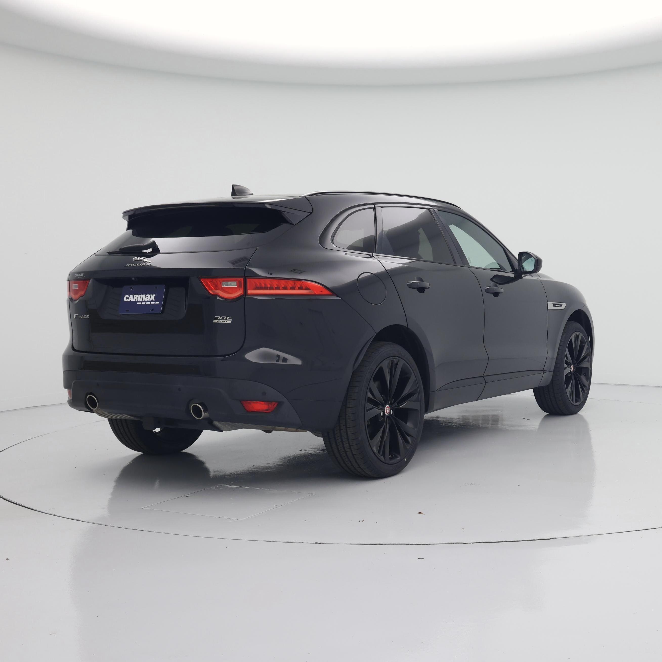 Thumbnail: 2020 Jaguar F-Pace - 8
