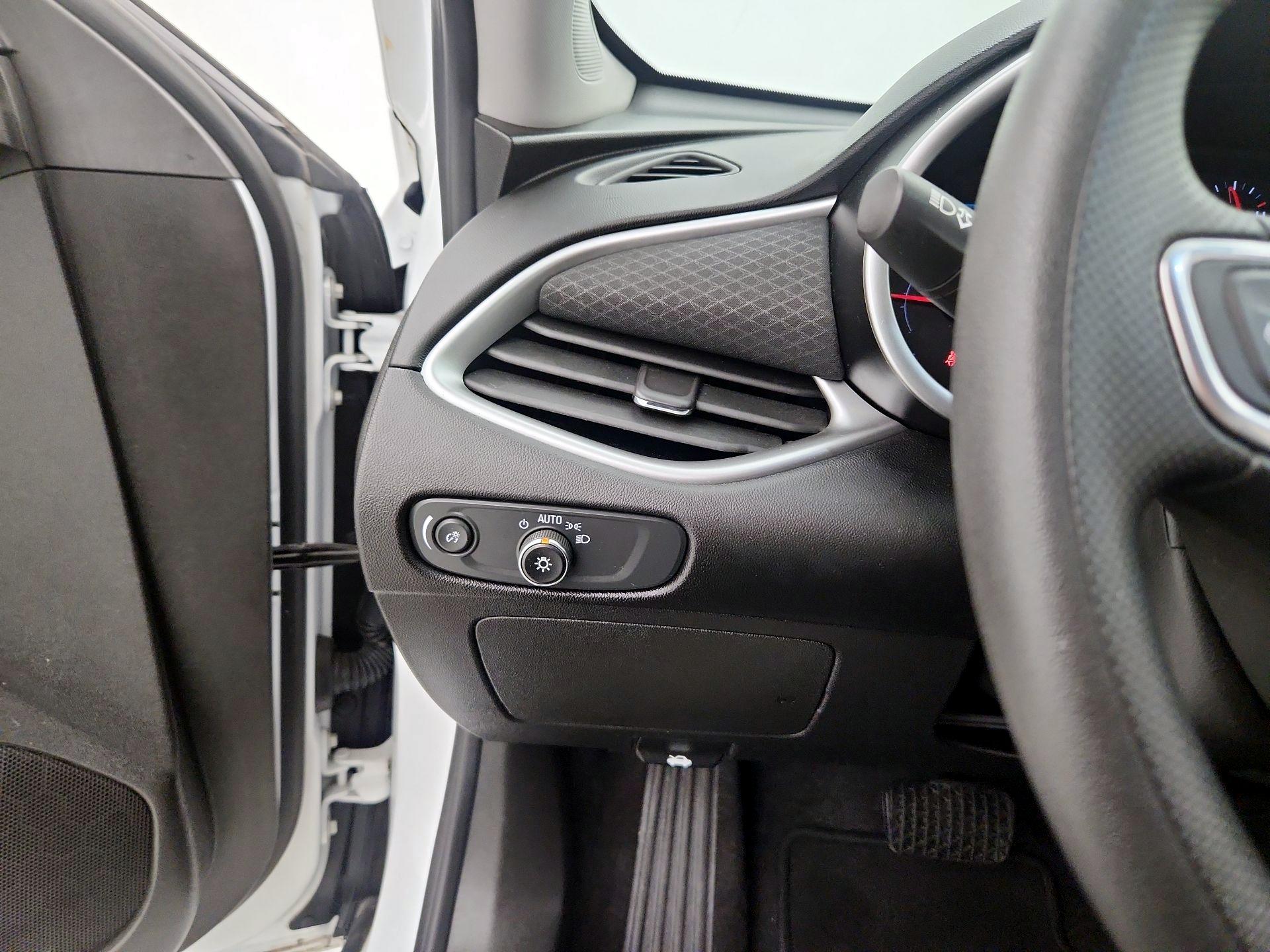 Thumbnail: 2023 Chevrolet Malibu - 13