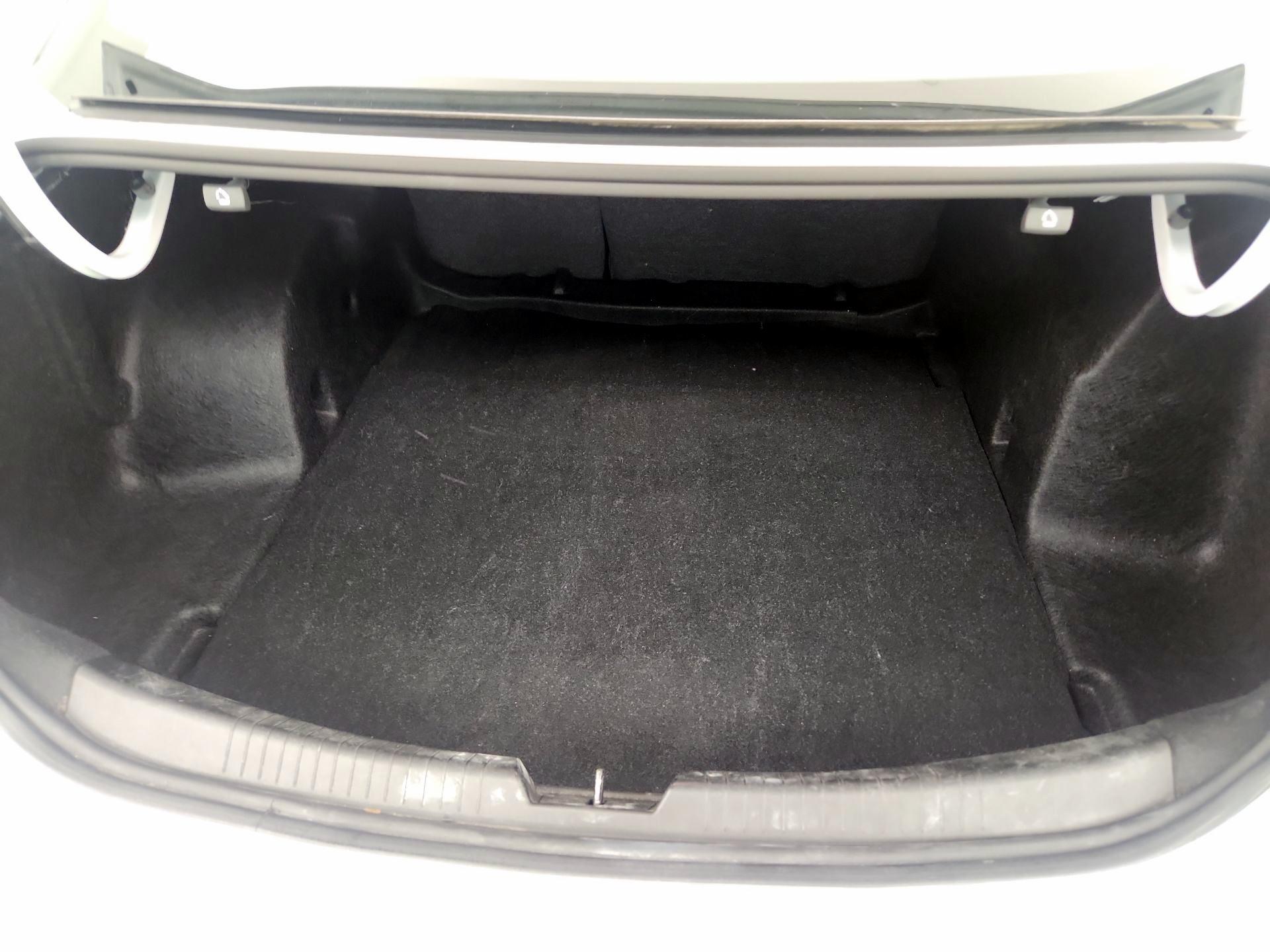 Thumbnail: 2023 Chevrolet Malibu - 20