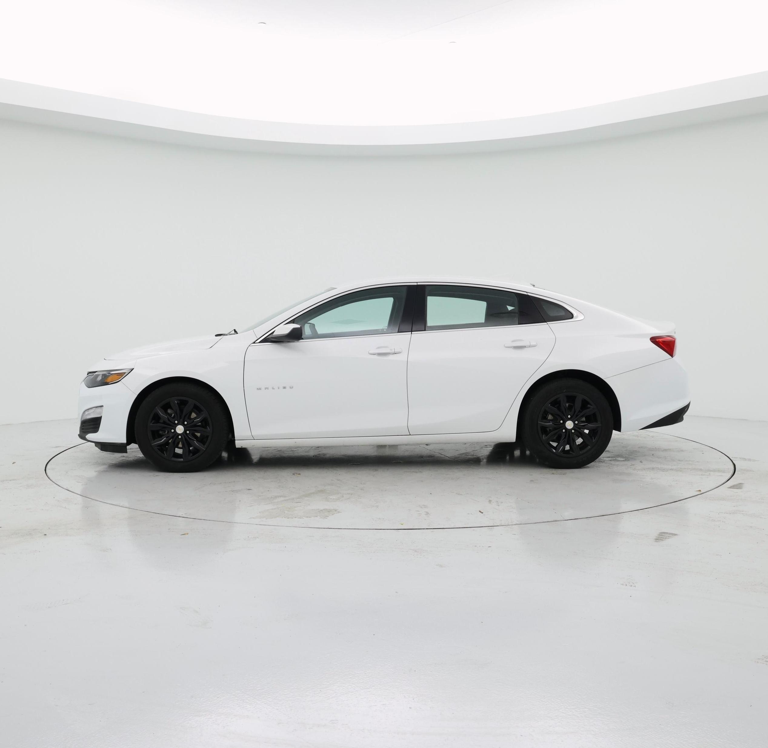 Thumbnail: 2023 Chevrolet Malibu - 3