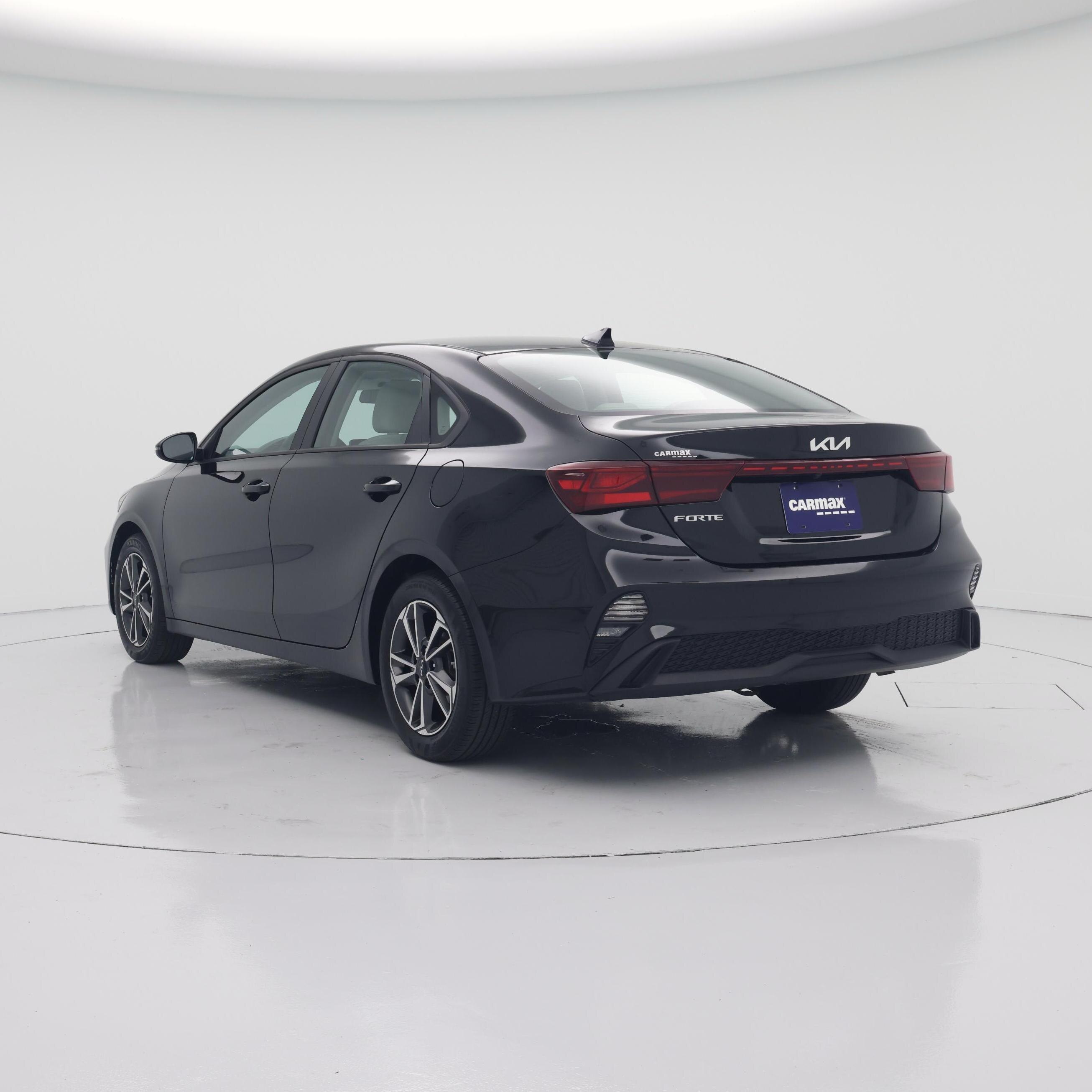 Thumbnail: 2023 Kia Forte - 2